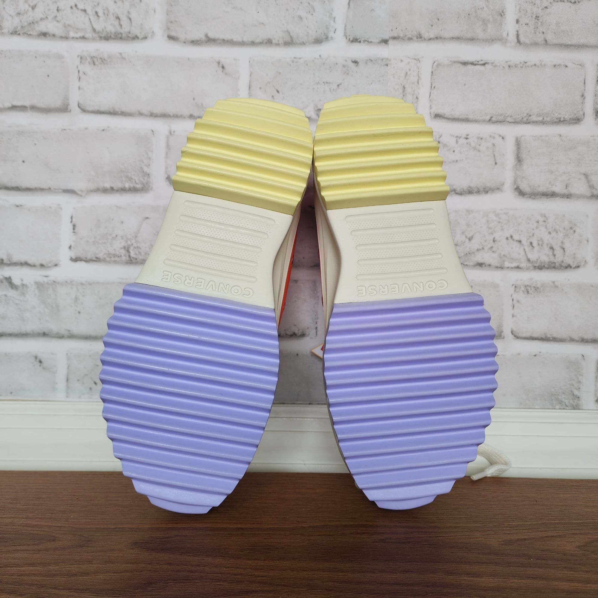 Converse ❤️Converse Run Star Hike Platform Color Pop Sz 6.5 Women's S Size US 6.5 / IT 36.5 - 6 Thumbnail