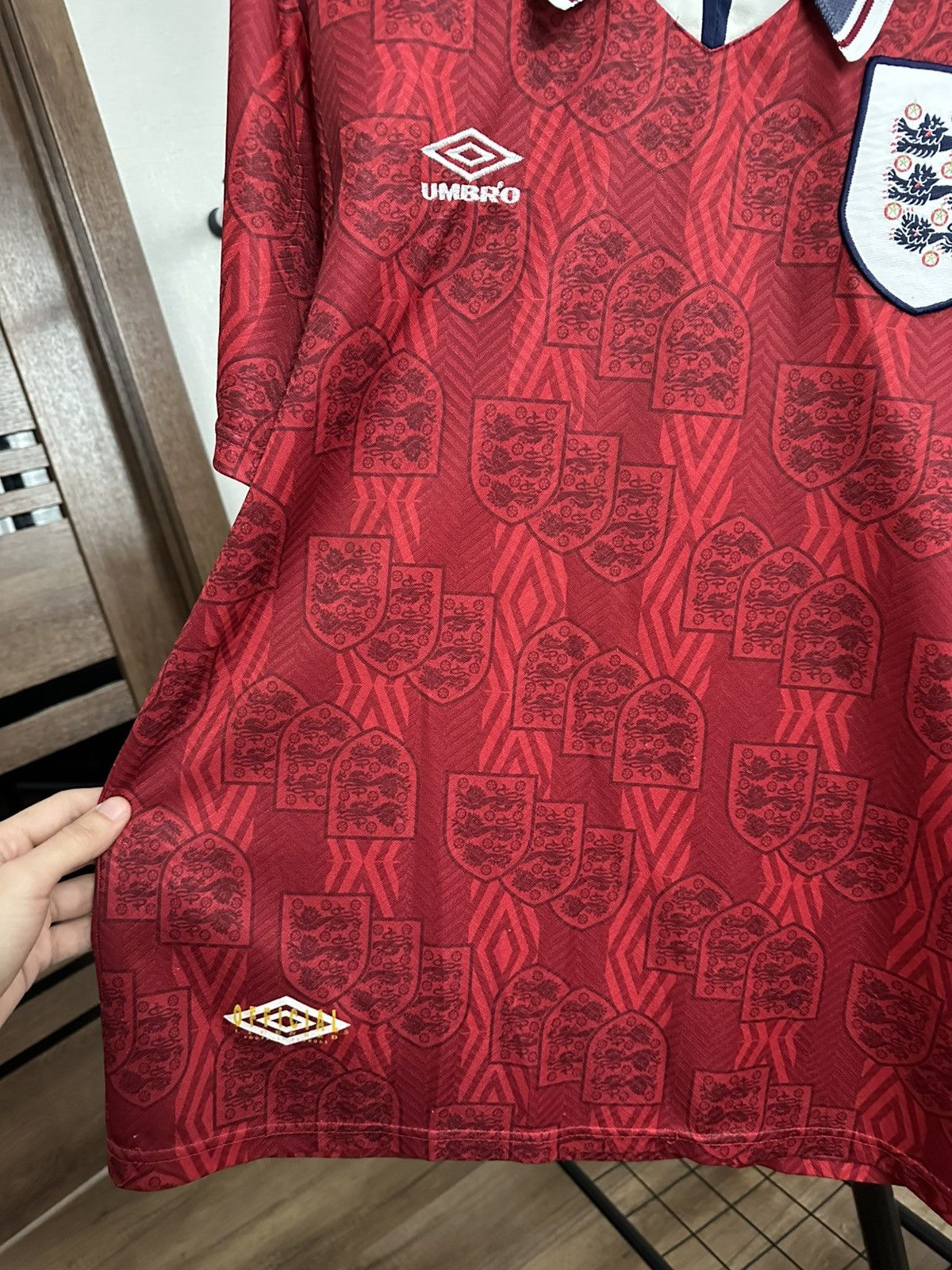 Umbro 1994/1995 Umbro England Vintage Soccer Jersey T-Shirt Size US L / EU 52-54 / 3 - 14 Thumbnail