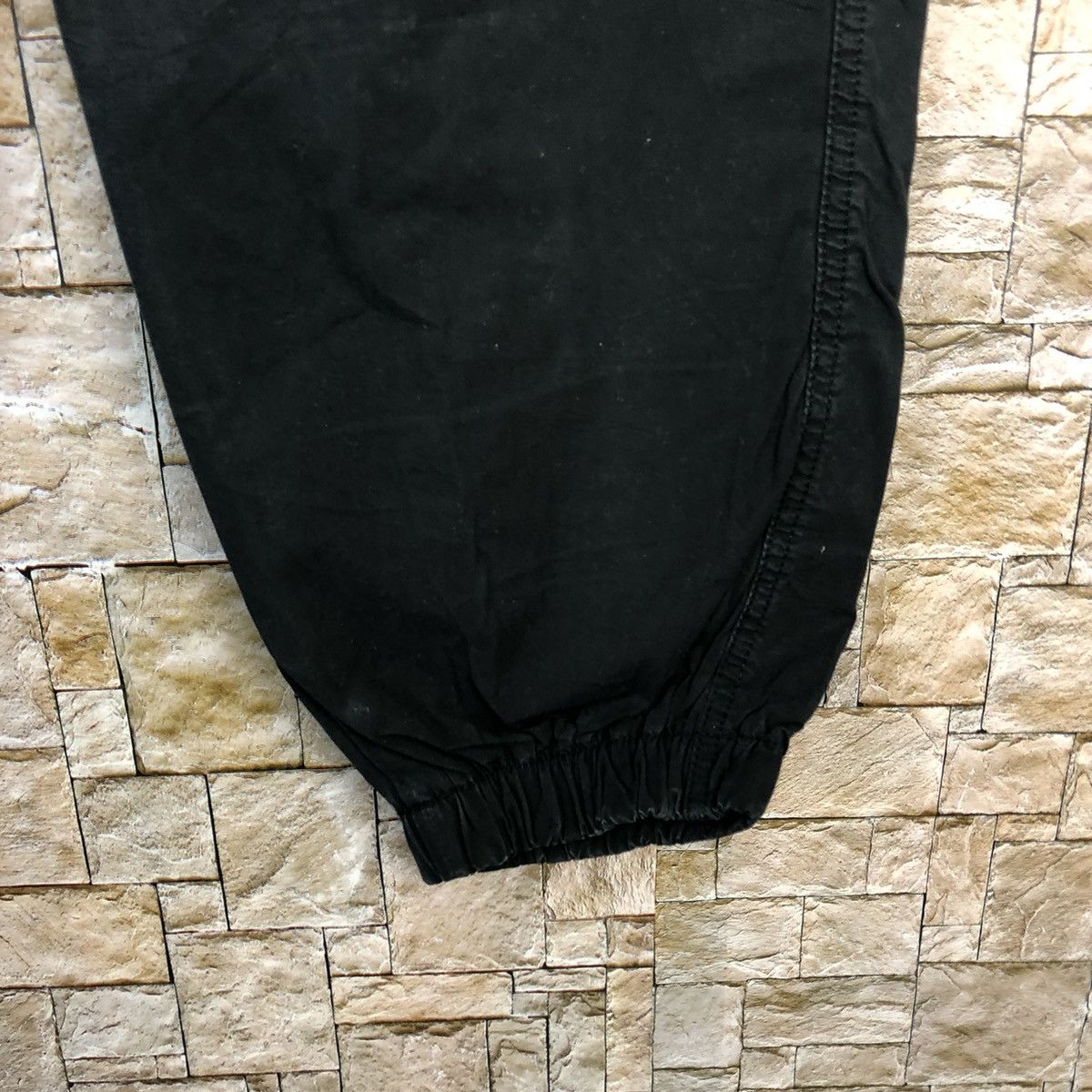 Japanese Brand Uniqlo Dark Blue Cargo Multipocket Pants #A445 Size US 28 / EU 44 - 9 Thumbnail