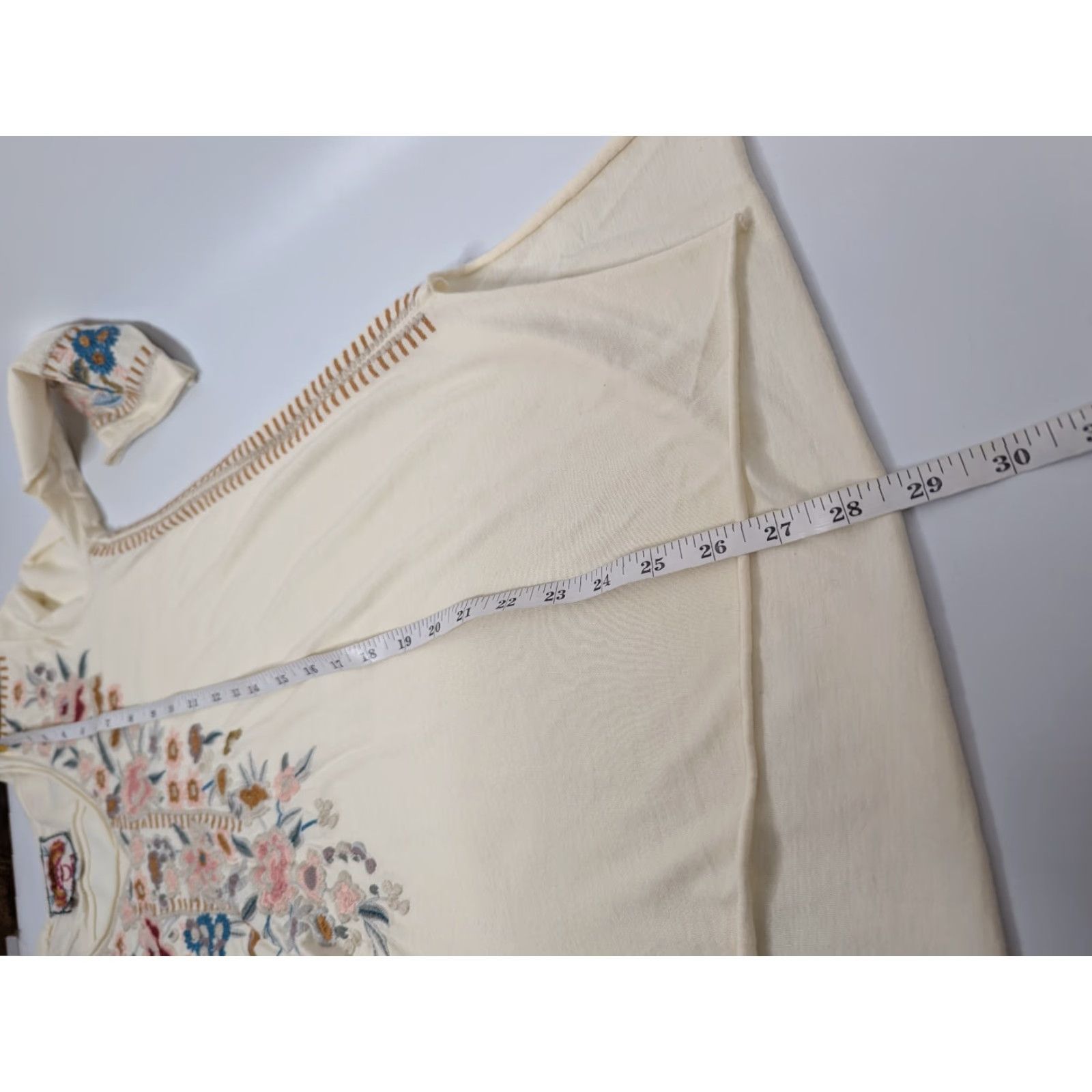 Johnny Was Johnny Was Floral Embroidered V-Neck 3/4 Sleeve Beige Tunic Top Boho Women's XS Shirt Size XS / US 0-2 / IT 36-38 - 4 Thumbnail