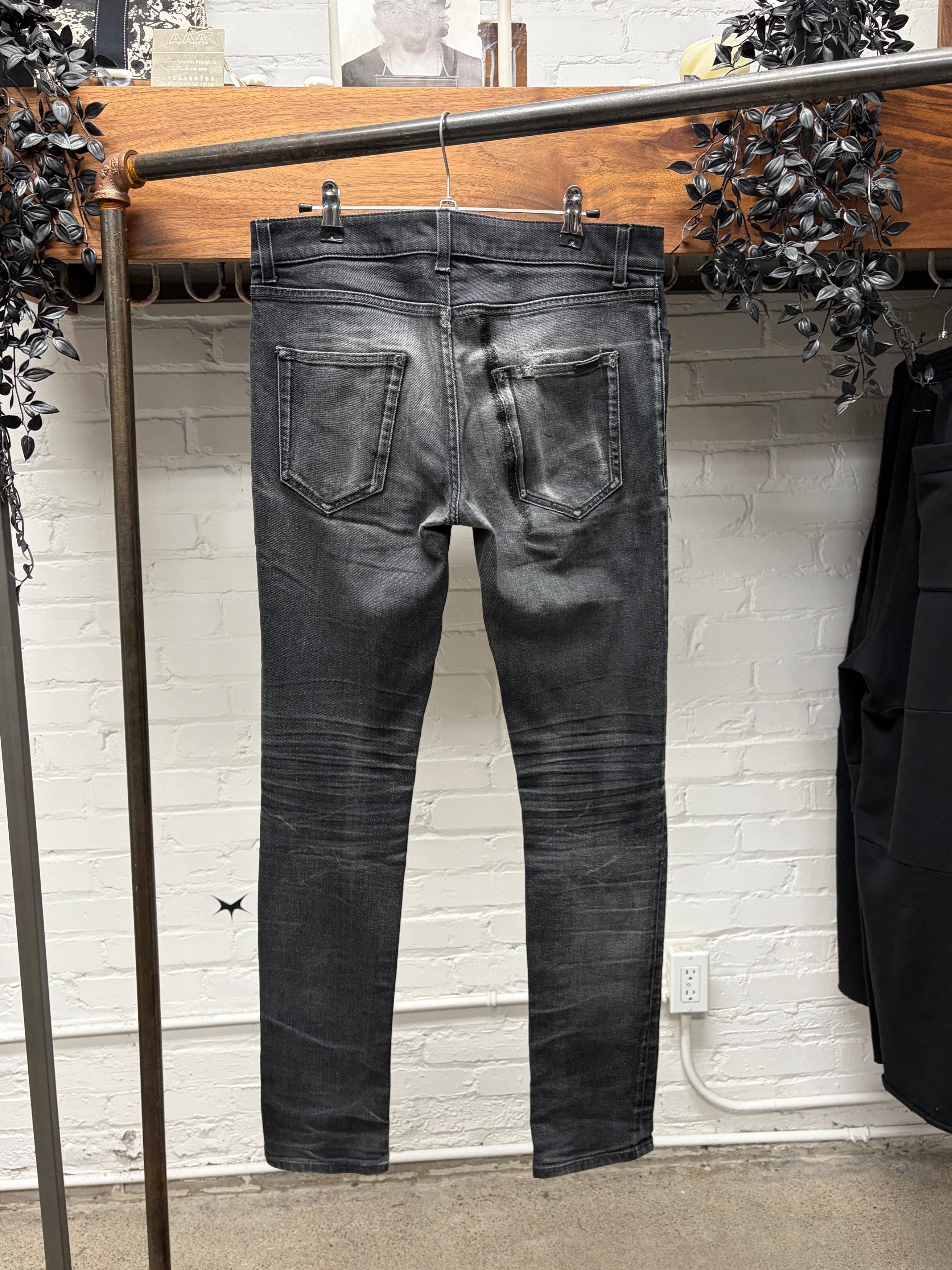 Saint Laurent Paris Saint Laurent ‘D03’ Washed Black Repaired Black Skinny Jeans Size US 30 / EU 46 - 4 Thumbnail