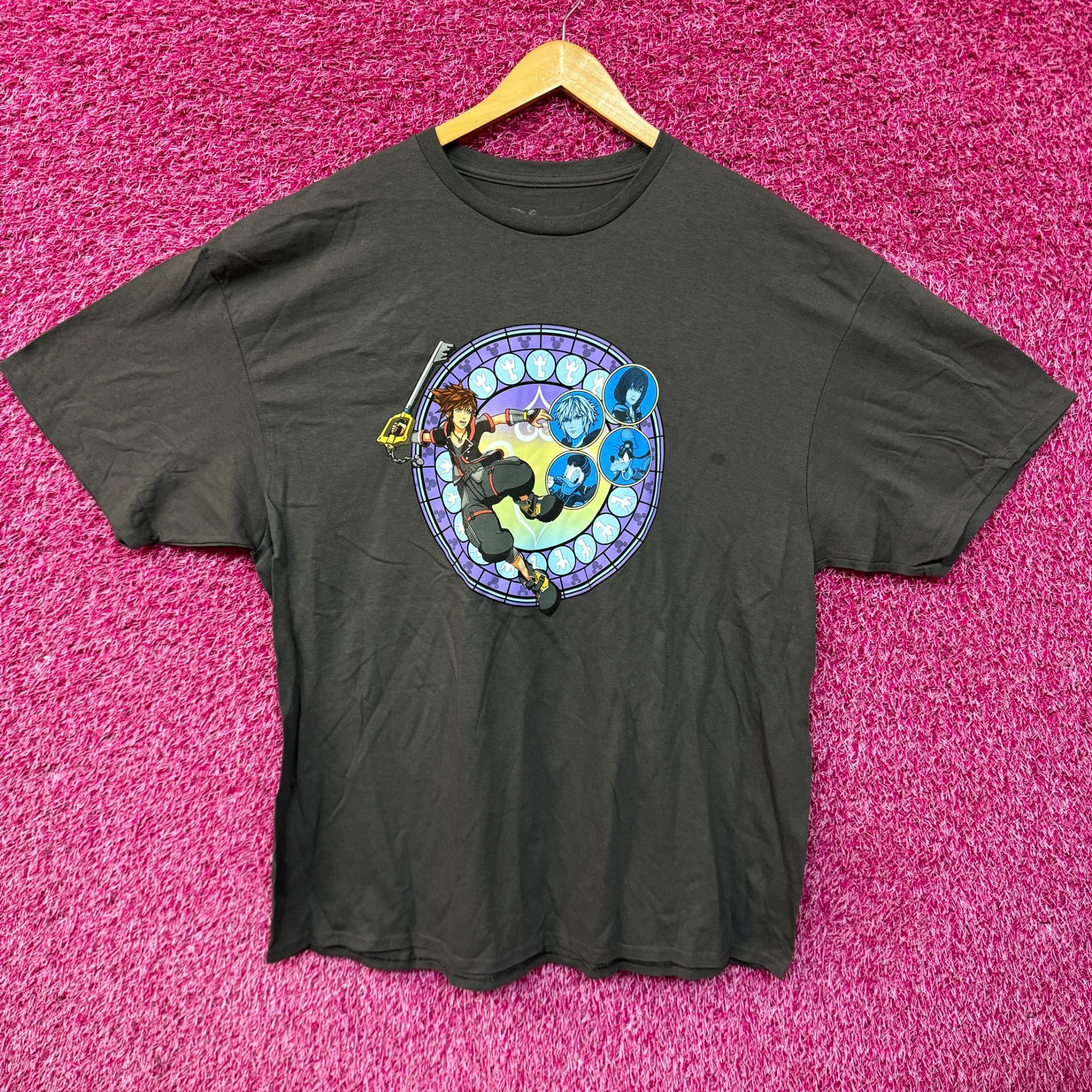 Anime Kingdom Hearts Sora stained glass T-shirt size 2XL. Size US XXL / EU 58 / 5 - 1 Thumbnail