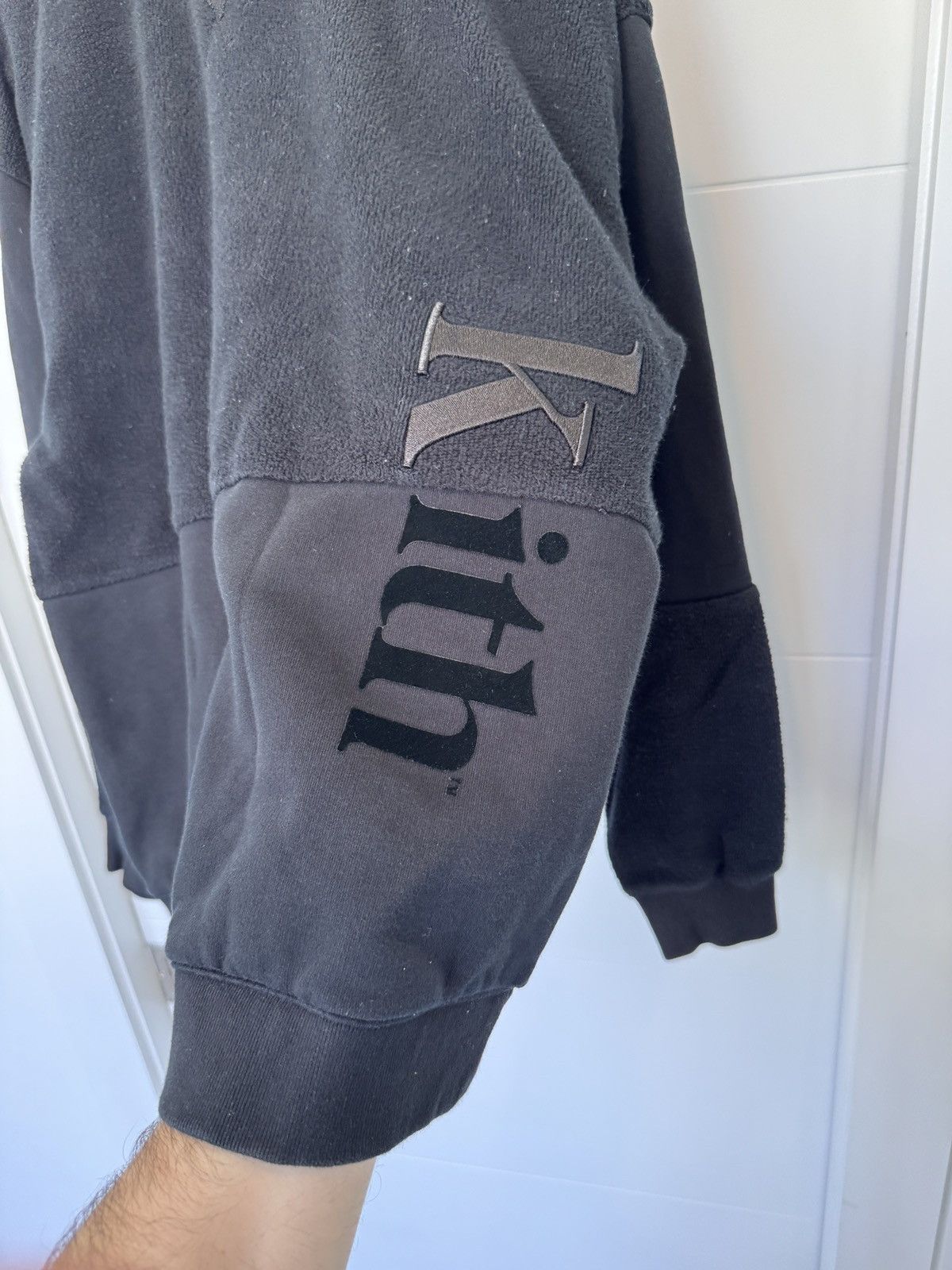 Kith Kith Reverse Paneled Fleece Crewneck Sweatshirt Black Size M Size US M / EU 48-50 / 2 - 6 Thumbnail