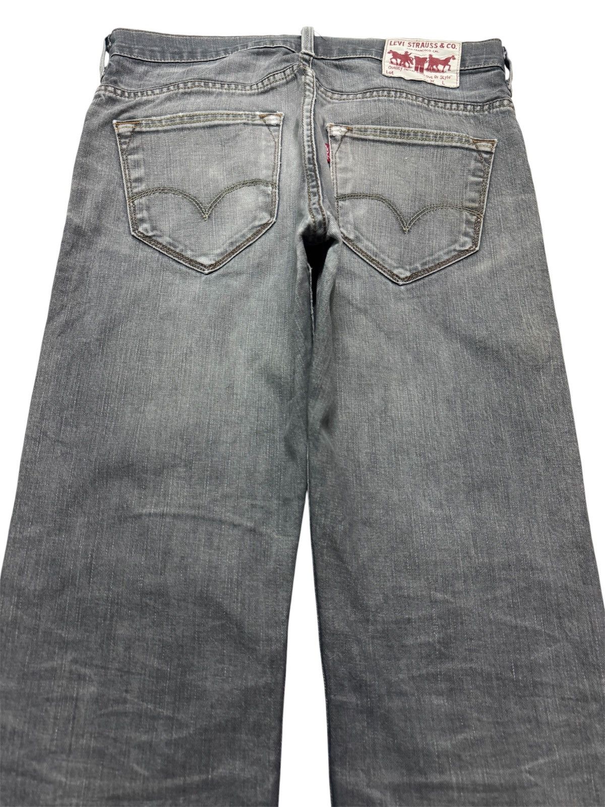 Levi's THRASHED VINTAGE Y2K LEVI'S STONED WASHED DISTRESSED Size US 31 - 11 Thumbnail