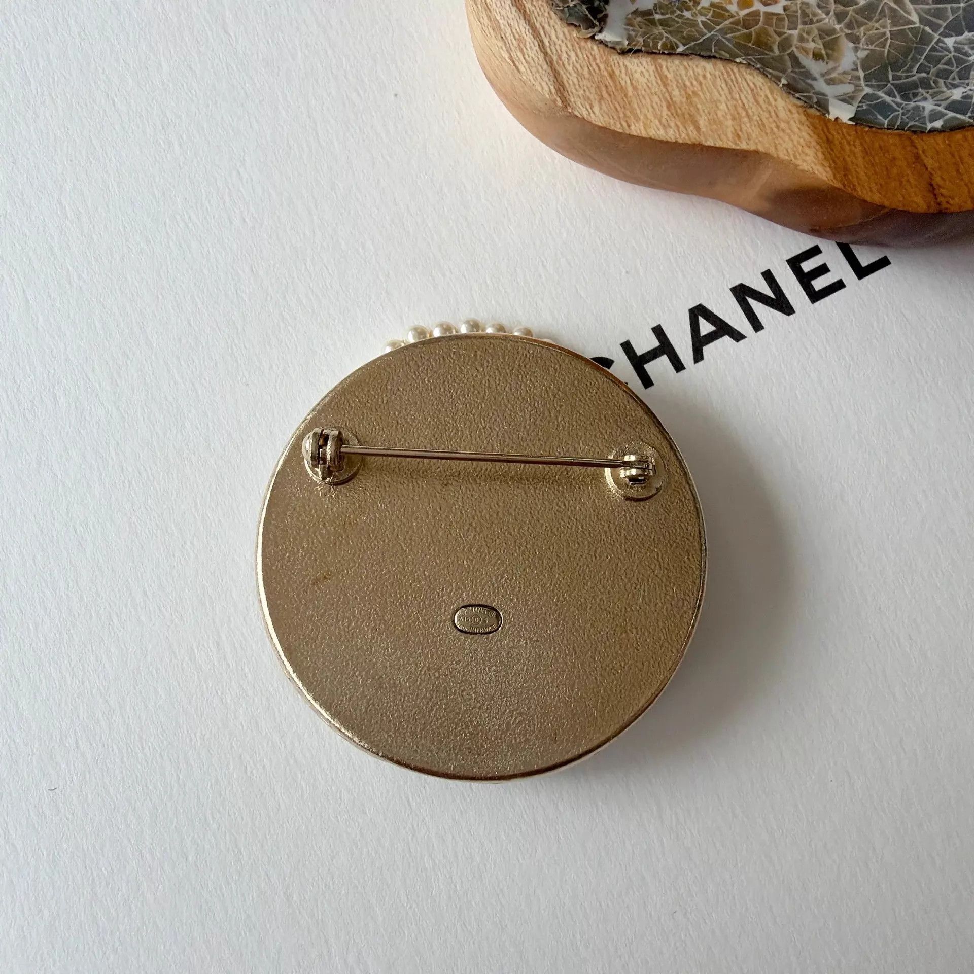 Chanel CHANEL Coco Mademoiselle Head Brooch Pre-owned Size ONE SIZE - 2 Thumbnail