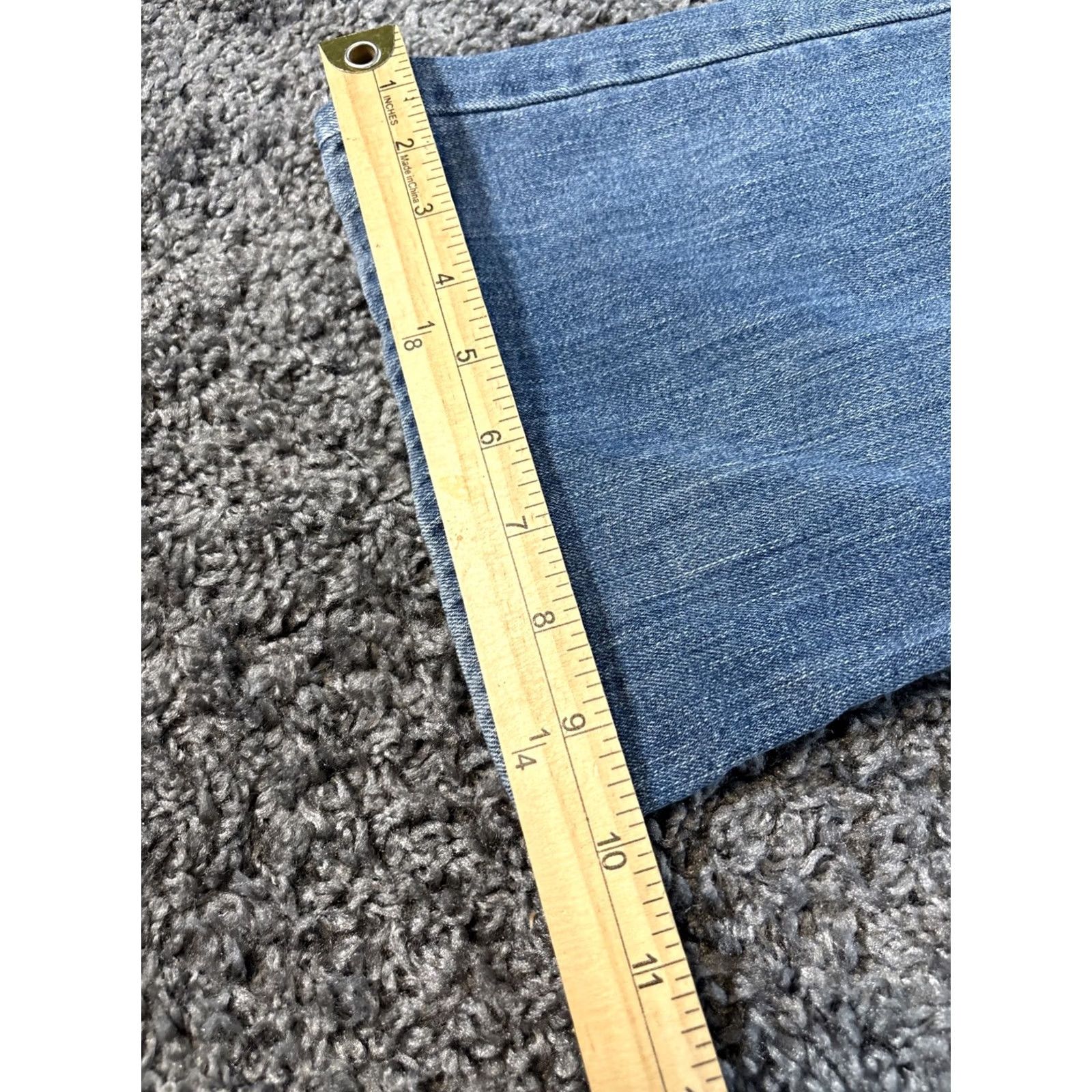 Levi's VINTAGE Levi’s 518 Low Rise Boot Cut Jeans Women 32x31 Light Blue Denim 5-Pocket Logo Slim Regular Strapless? (No) Size 24" / US 00 / IT 34 - 5 Thumbnail