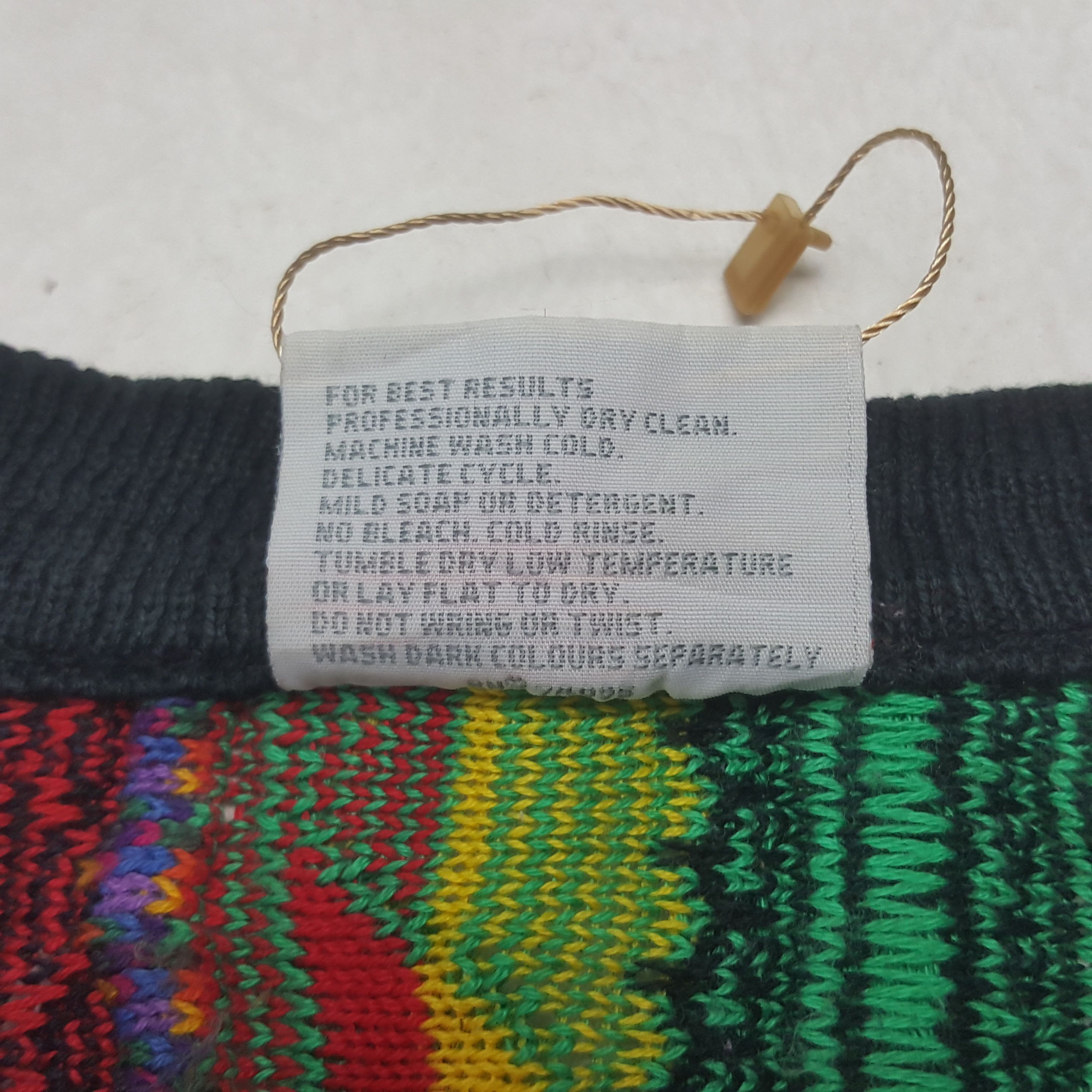 Coogi Vintage Coogi Colourfull Striped Sweatshirt Size US M / EU 48-50 / 2 - 4 Thumbnail