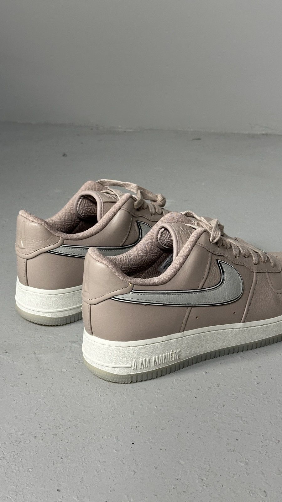 Nike A Ma Maniere Air Force 1 Size US 10.5 / EU 43-44 - 2 Thumbnail