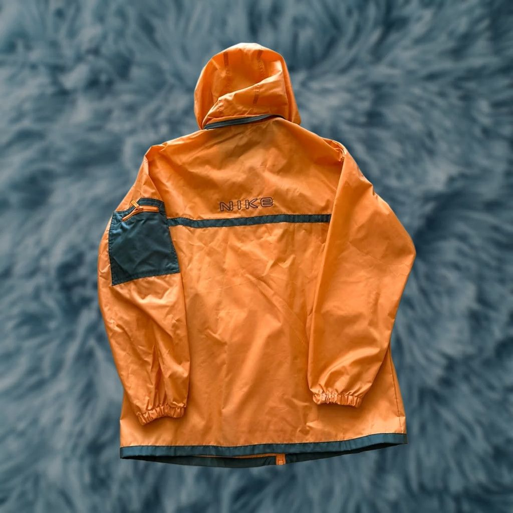 Nike VINTAGE Nike Swoosh Windbreaker Jacket M Men Orange 90s Logo Rare Size US M / EU 48-50 / 2 - 1 Thumbnail