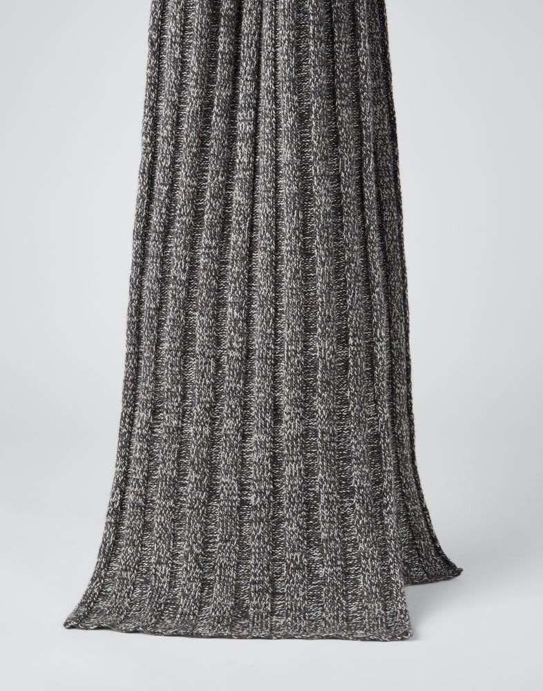 Brunello Cucinelli o1w1db10924 Size: OS / Cashmere Scarf in Grey Size ONE SIZE - 1 Preview