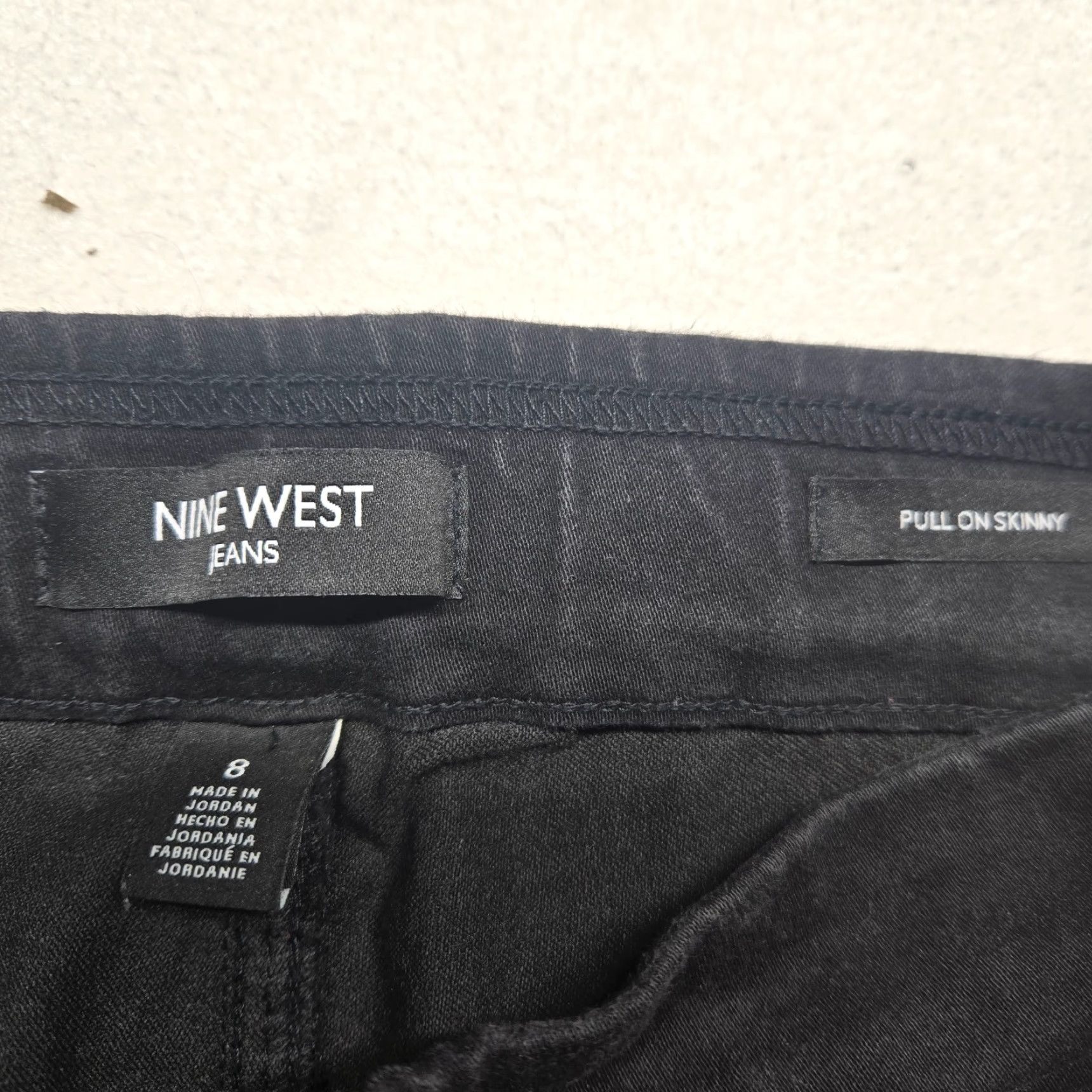 Nine West Nine West Jeans Solid Black Mid Rise Skinny Adult Women Size 8 Denim Cotton Blend 5-Pocket Zipper Stretch Jeans Womens Size 29" - 3 Thumbnail