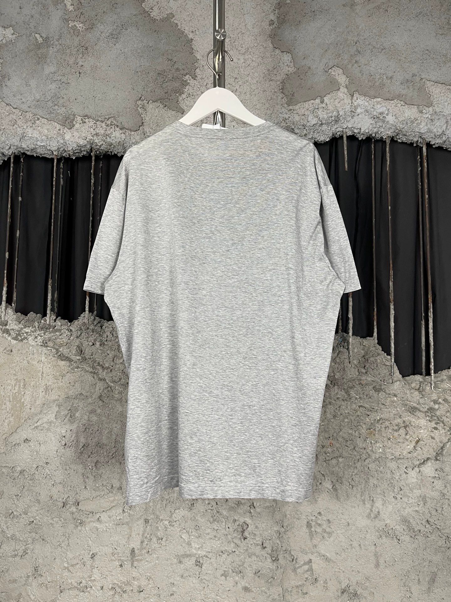 Versace Versace Crystal-Embellished Short Sleeve Tee L 99 New Size US L / EU 52-54 / 3 - 2 Thumbnail