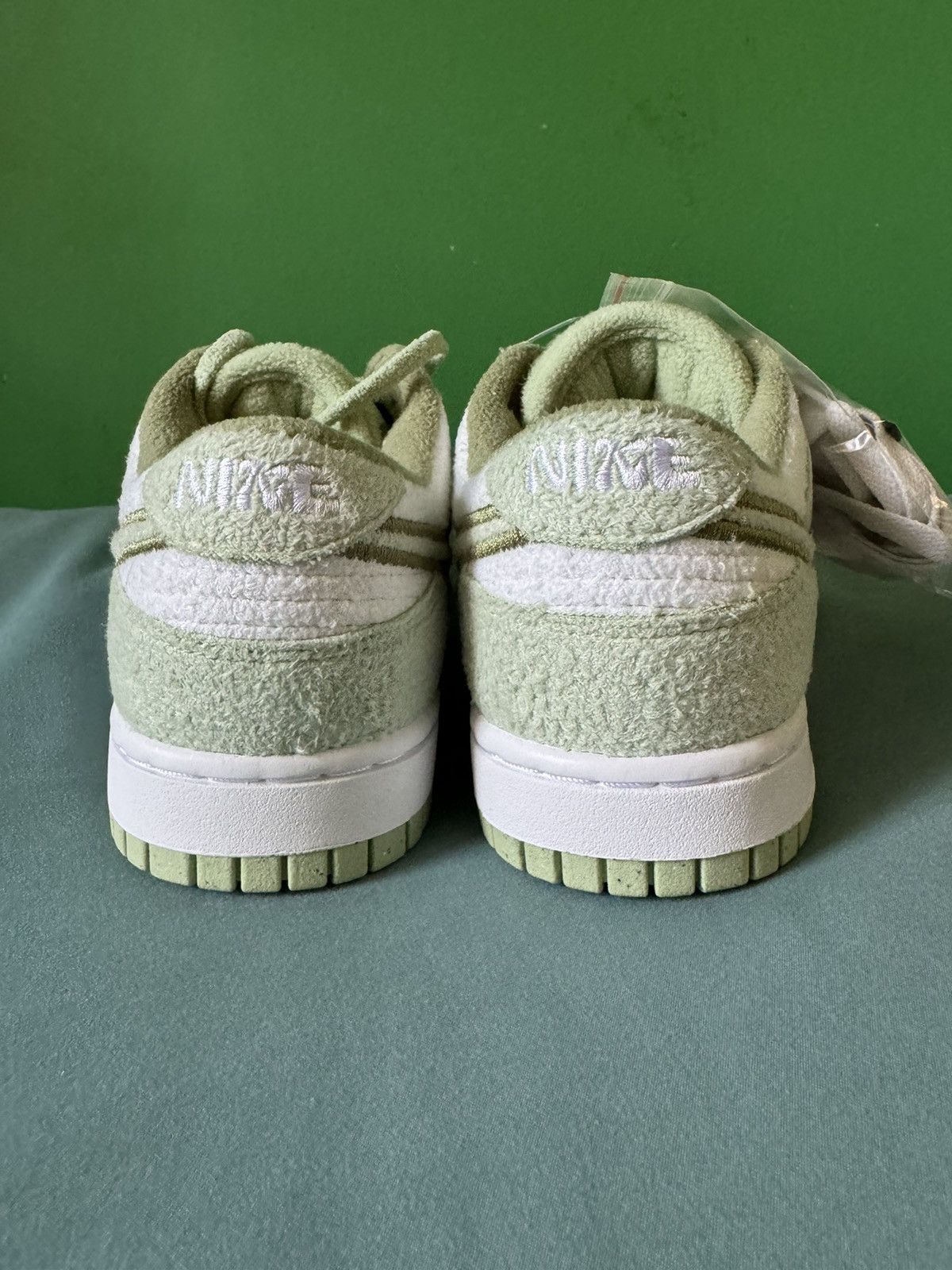 Nike Nike Dunk Low Honeydew 2022 Size US 9.5 / IT 39.5 - 3 Thumbnail