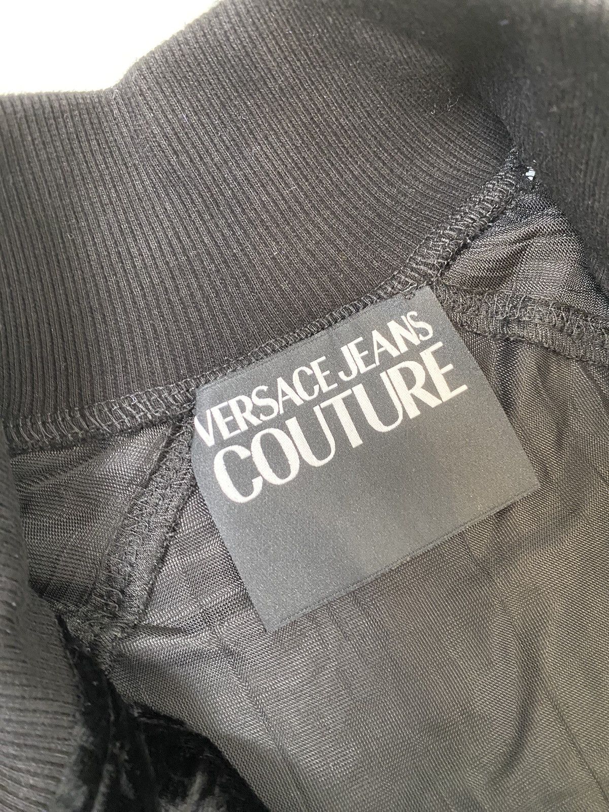 Versace Jeans Couture Versace Jeans Culture Velvet Froisse sweatshirt, size M, new Size M / US 6-8 / IT 42-44 - 6 Thumbnail