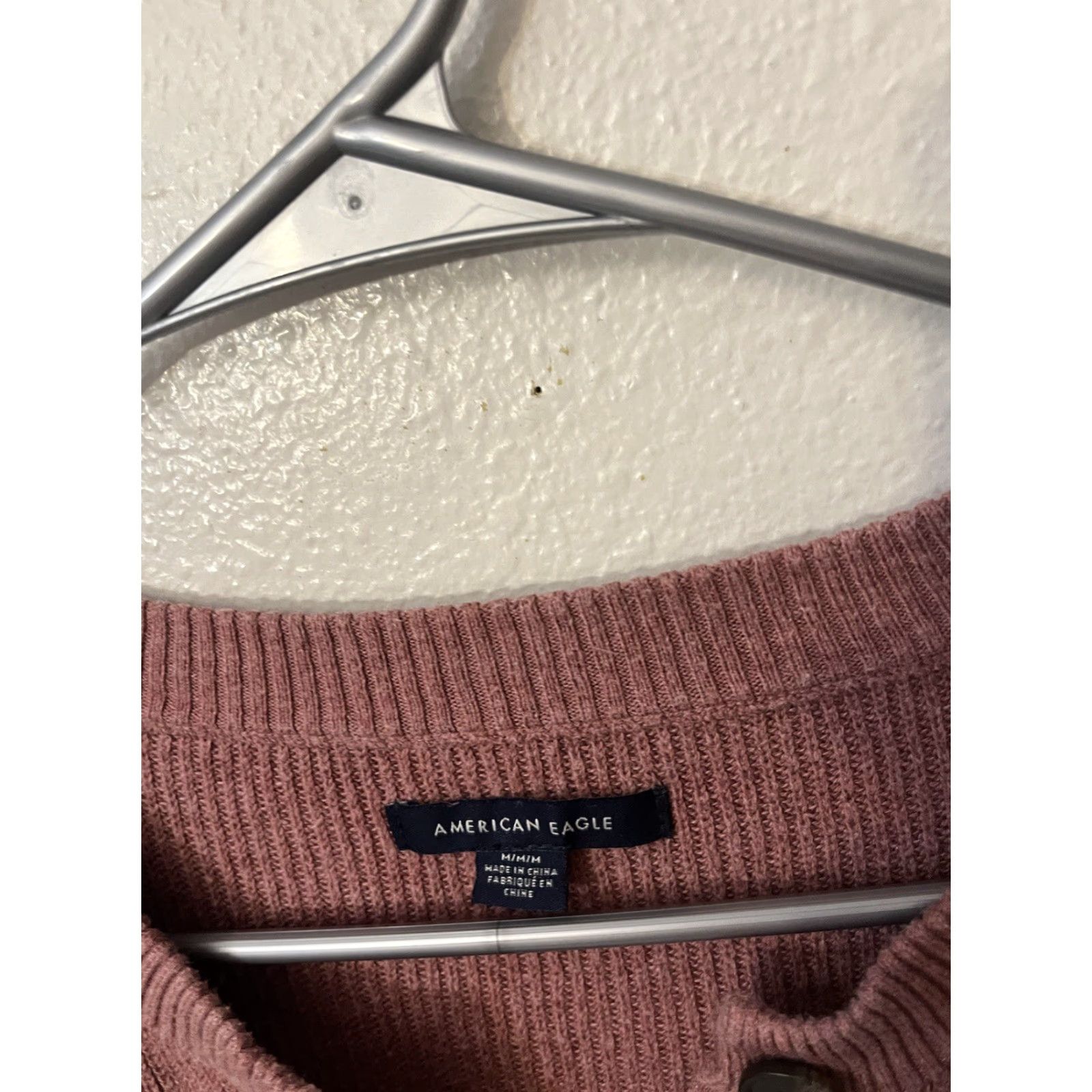 American Eagle Outfitters American Eagle Womens Sweater M Pink Button Ribbed Knit Long Sleeve Crew Neck Size M / US 6-8 / IT 42-44 - 2 Thumbnail
