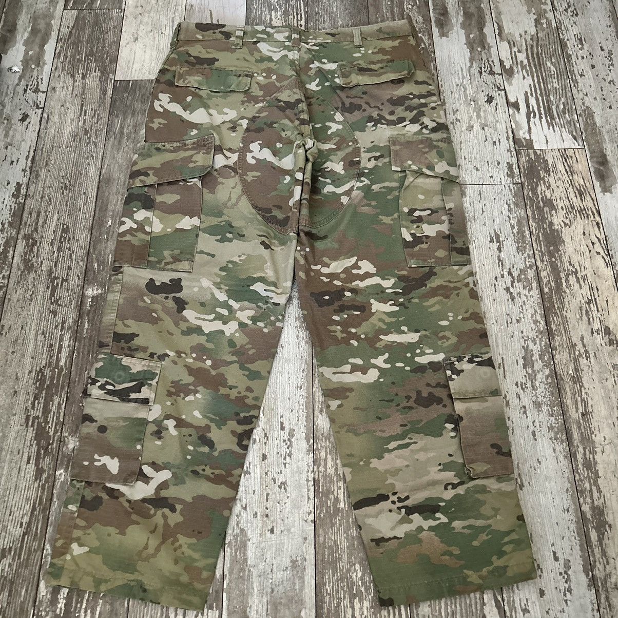 Vintage Vintage Army Combat Uniform Pants Trousers Camo Unisex 36W Size US 36 / EU 52 - 4 Thumbnail