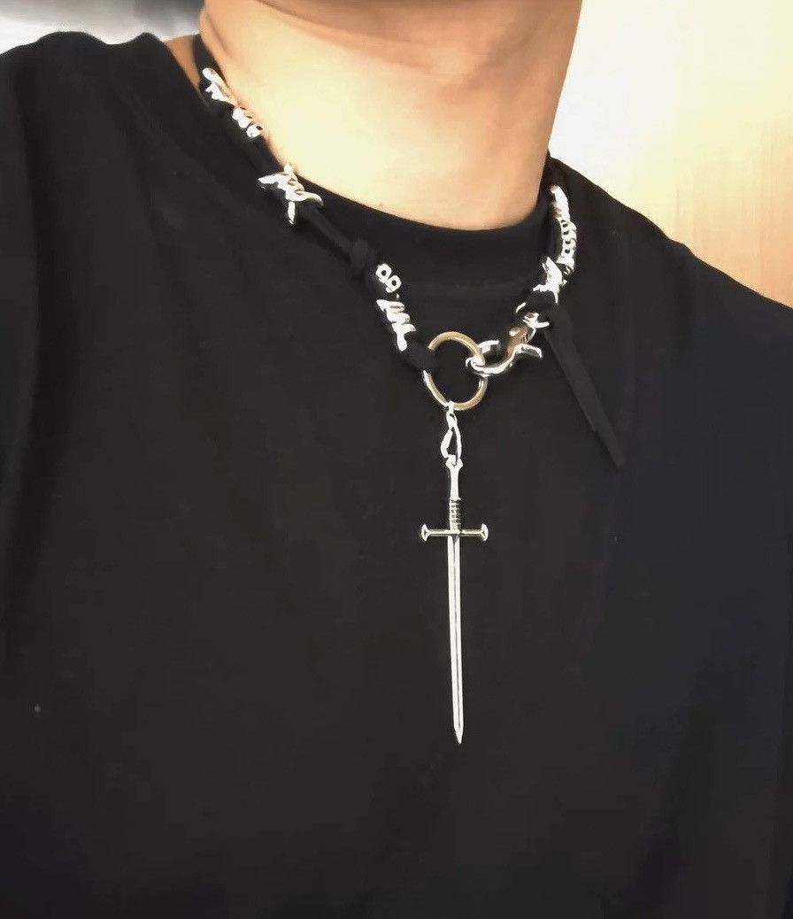 Japanese Brand × Jewelry Retro punk gothic huge sword leather cord necklace y2k Size ONE SIZE - 3 Thumbnail