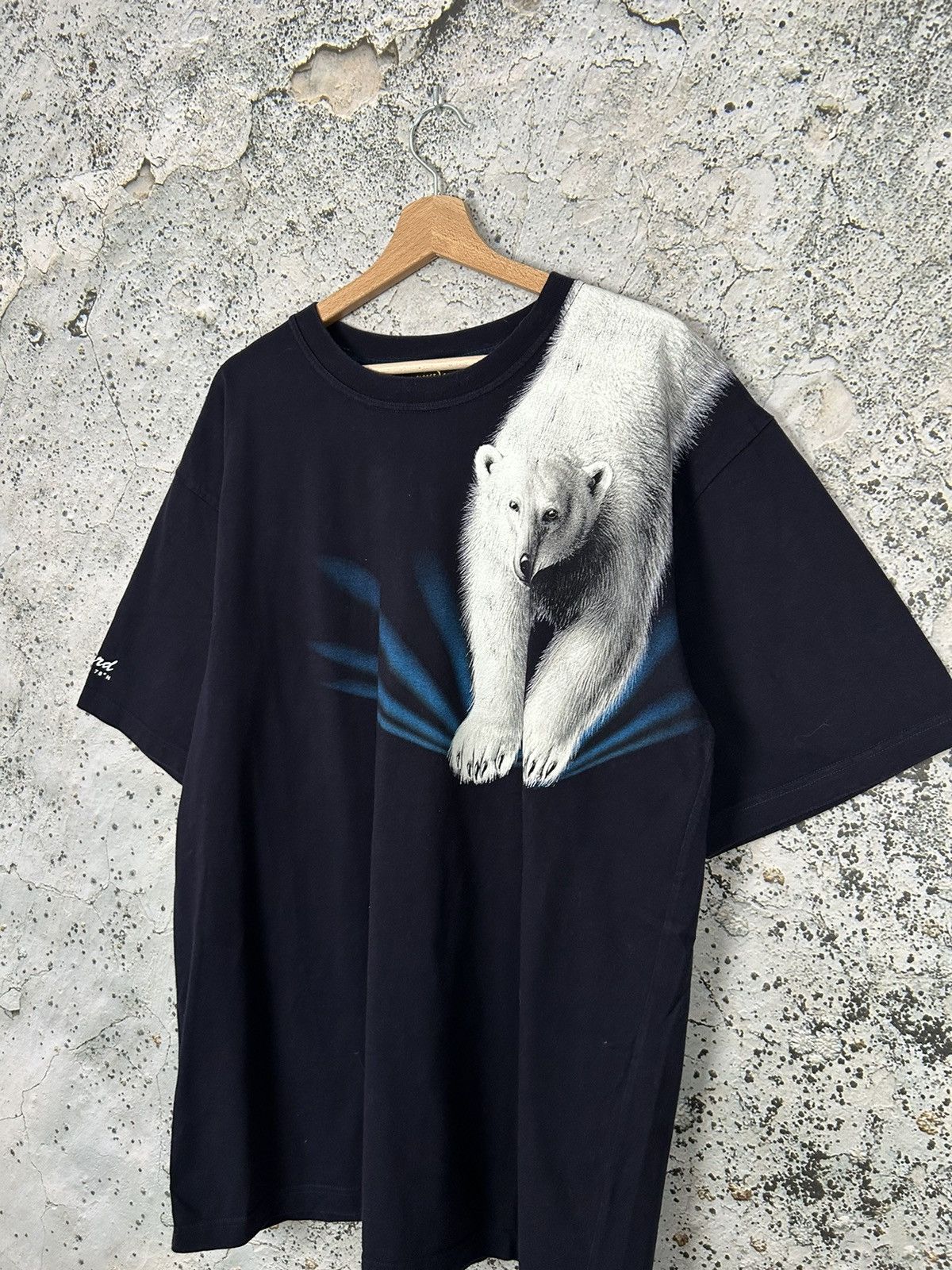 Vintage Vintage Polar Bear Graphic Tee Animal 90s Streetwear Size US XL / EU 56 / 4 - 2 Thumbnail
