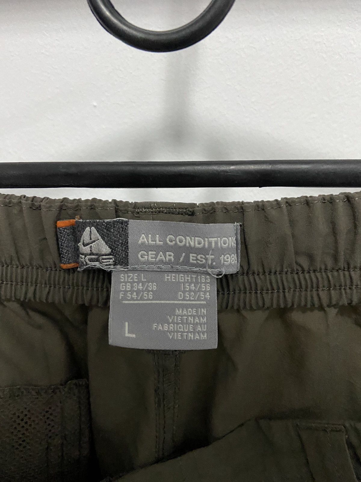 Nike ACG × Vintage Nike ACG nylon pants transformer shorts vintage zip Size US 34 / EU 50 - 7 Thumbnail