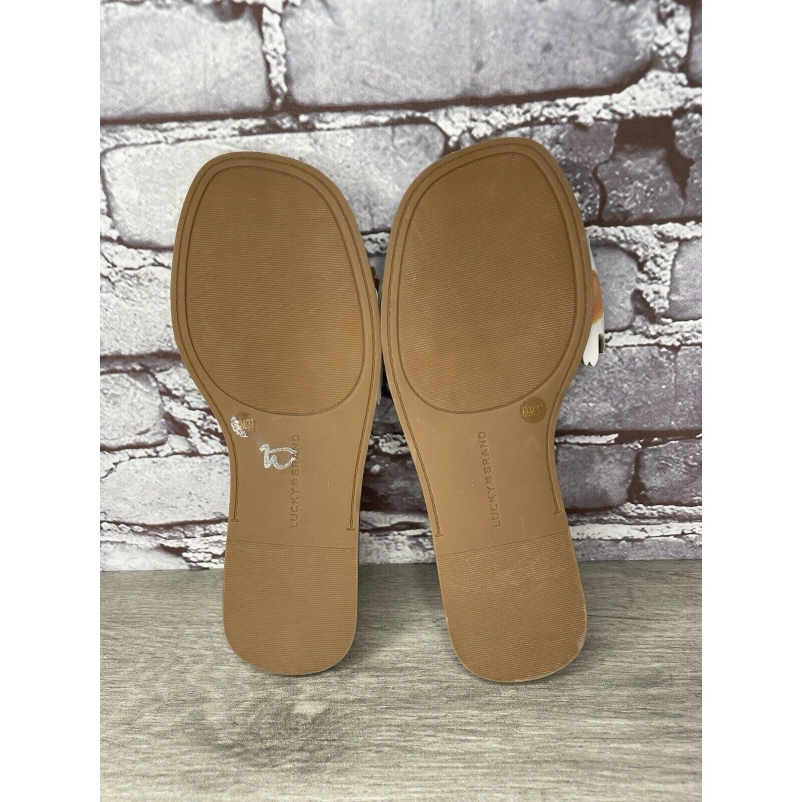 Lucky Brand Lucky Brand Floral Daisy Quiet Luxury Beach Slides Sandals W Size US 6.5 / IT 36.5 - 13 Thumbnail