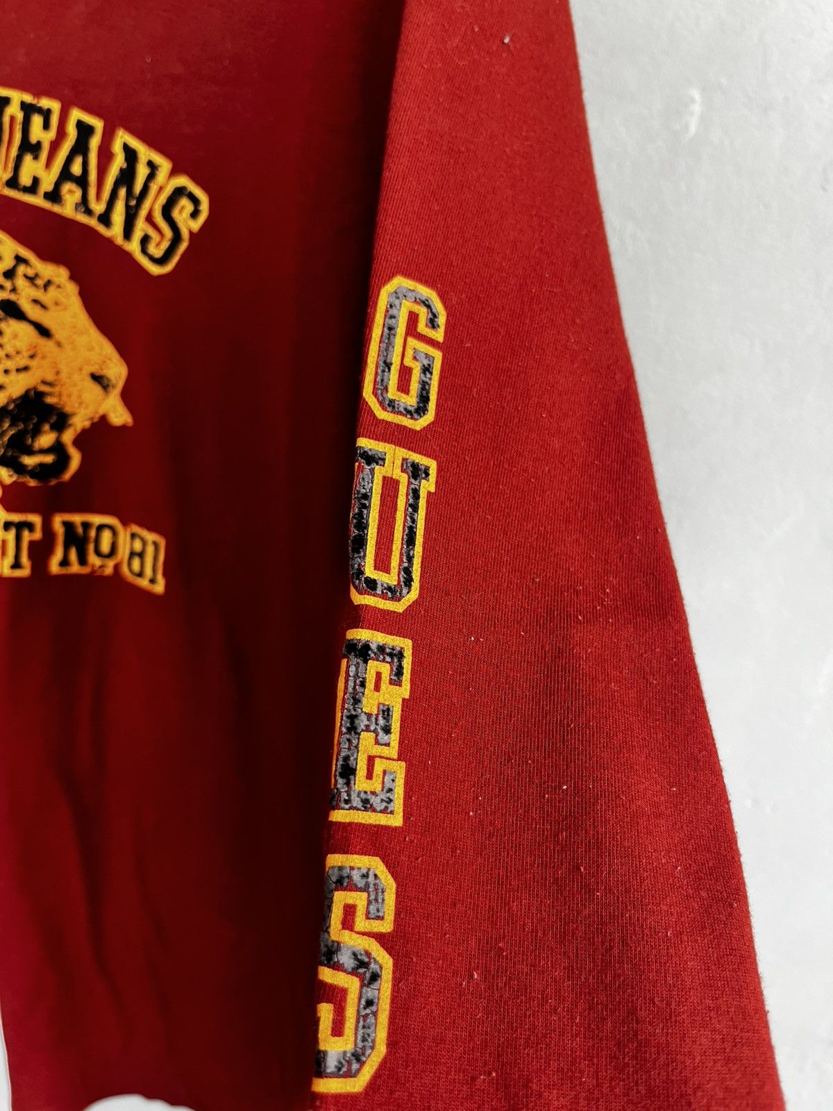 Guess Guess tiger made usa long sleeve size m Size US M / EU 48-50 / 2 - 7 Thumbnail