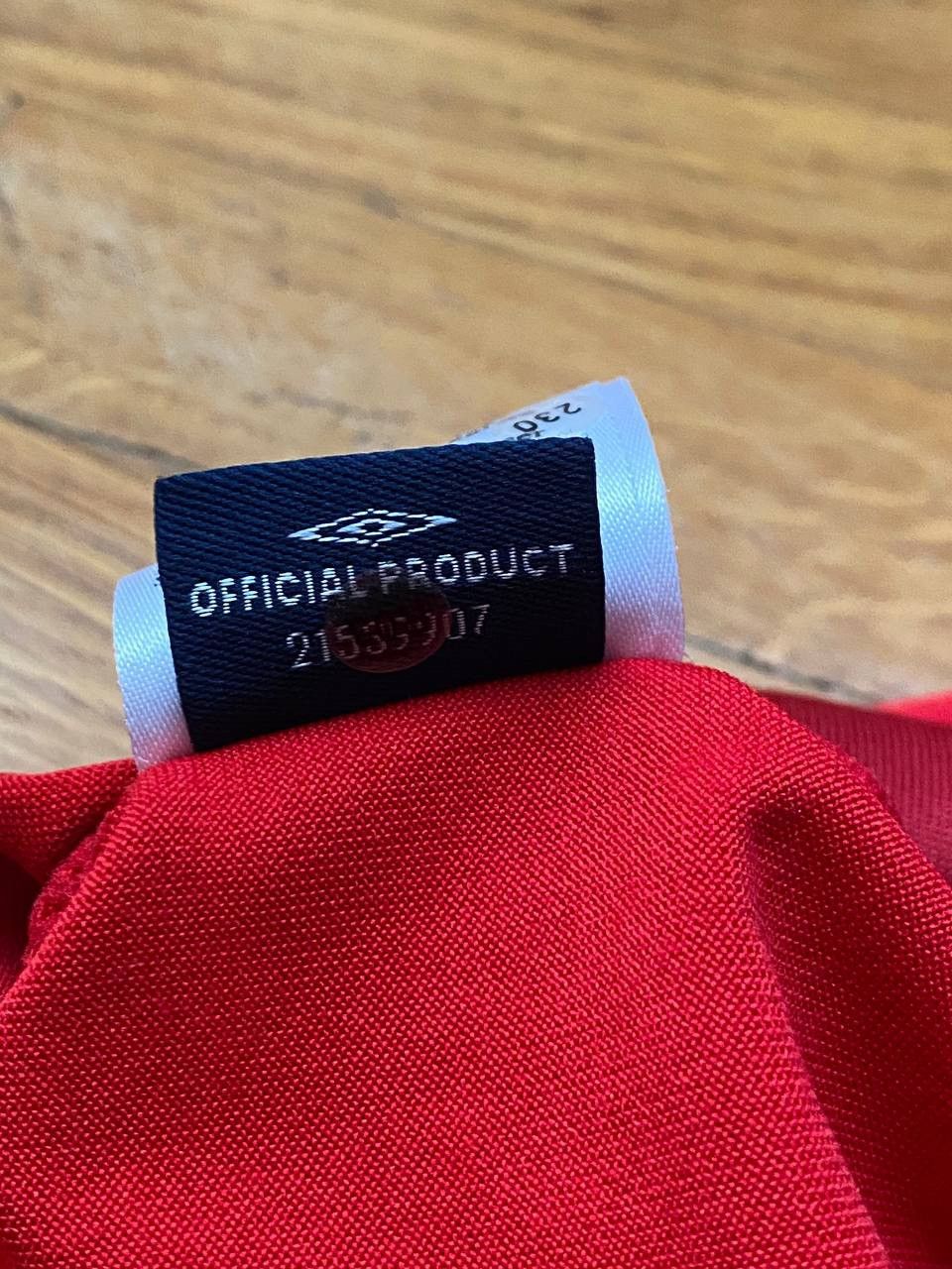Umbro Umbro England national team soccer jersey Size US L / EU 52-54 / 3 - 10 Thumbnail