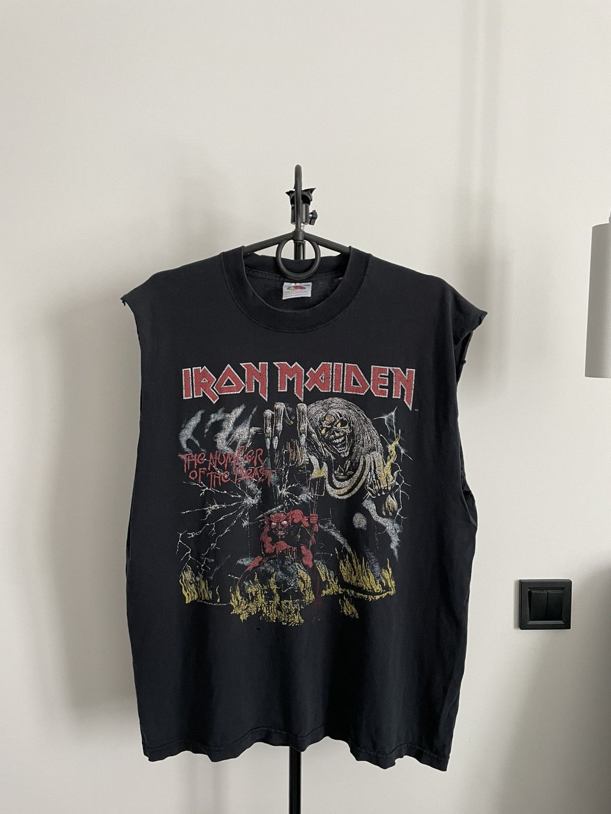 Band Tees Vintage 1982 Iron Maiden “The Number of the Beast” Band Tee Size US L / EU 52-54 / 3 - 1 Thumbnail