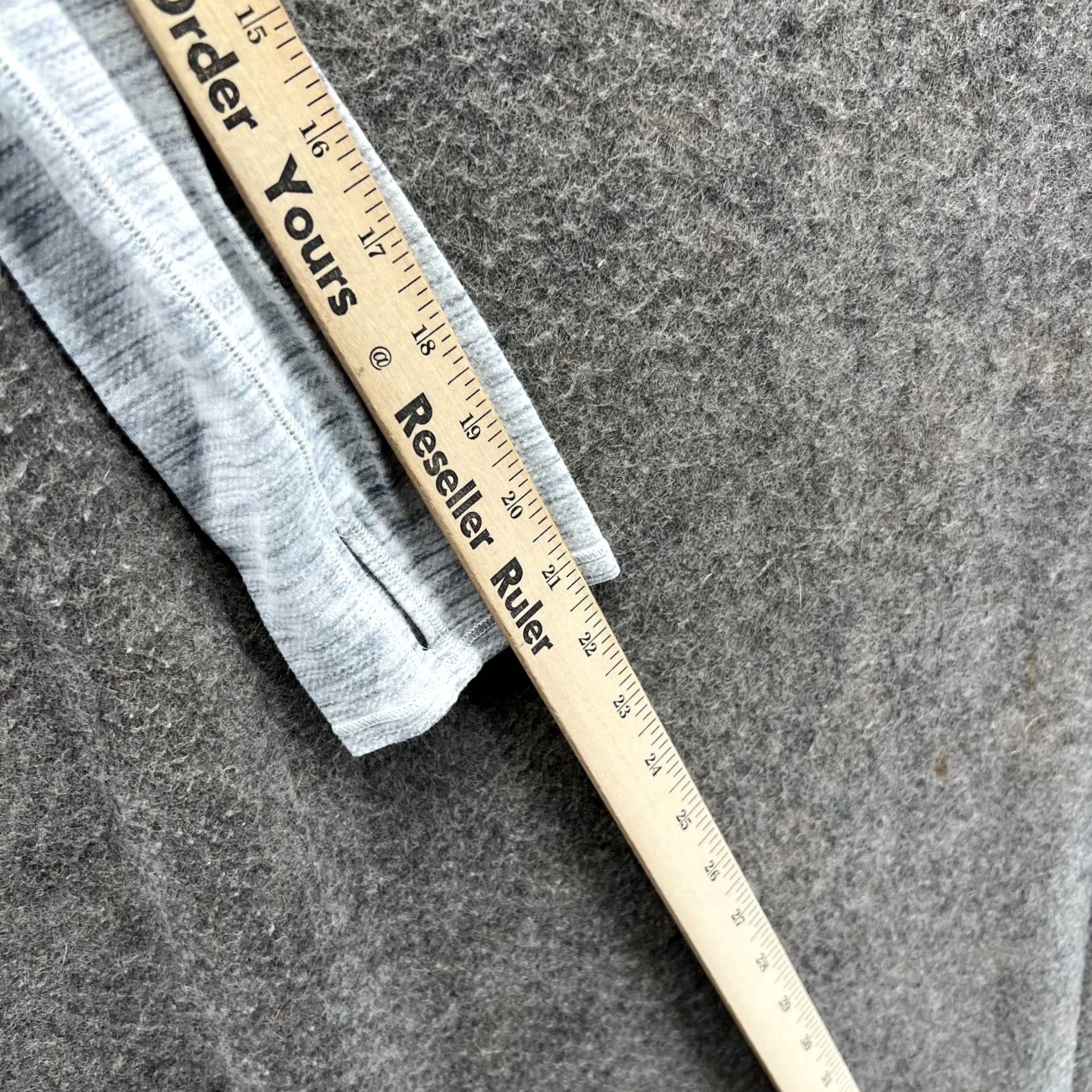 Lululemon VINTAGE? No. (Cannot determine) Size M / US 6-8 / IT 42-44 - 5 Thumbnail