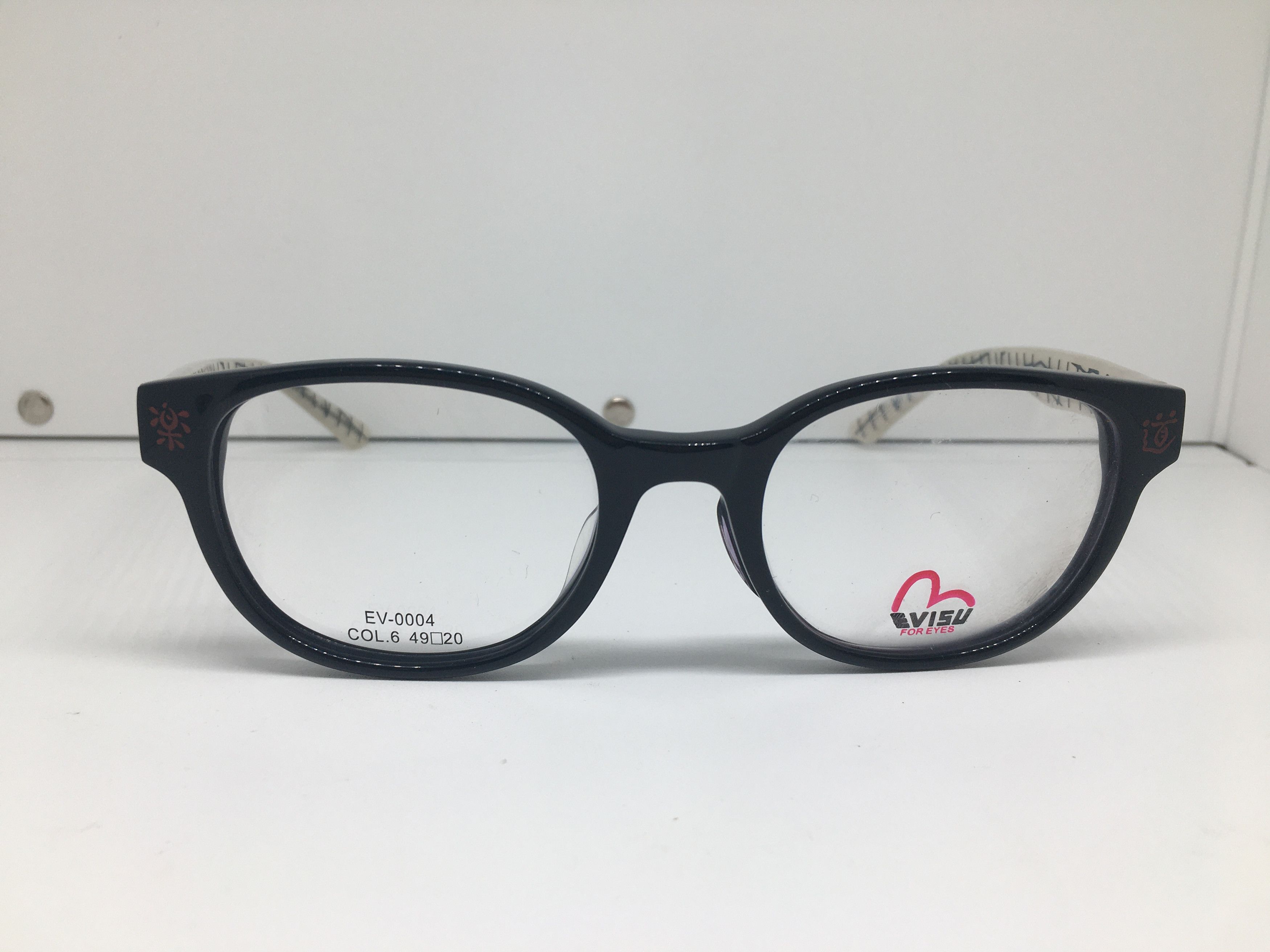 Evisu Evisu EV-0004 Keyhole Bridge Eyeglasses Frame Size ONE SIZE - 1 Thumbnail