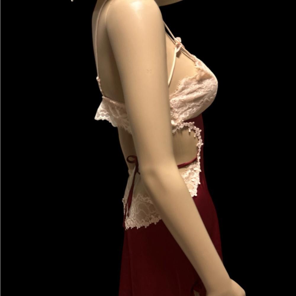 Designer Sexy Red Satin and Lace Chemise Size ONE SIZE - 5 Thumbnail