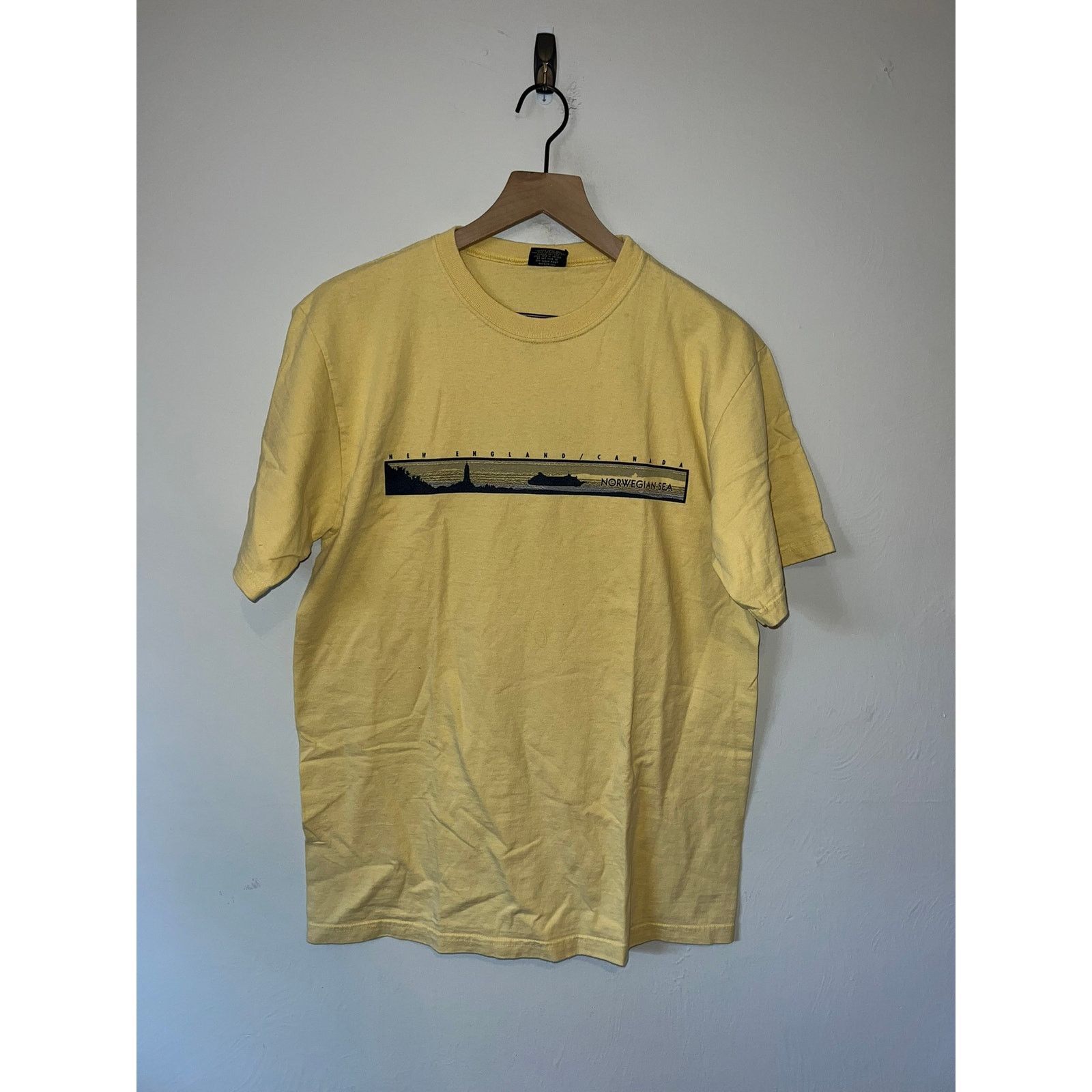 Gear for Sports Vintage Norwegian Cruise Shirt New England Canada Tee VTG M Size US M / EU 48-50 / 2 - 1 Thumbnail