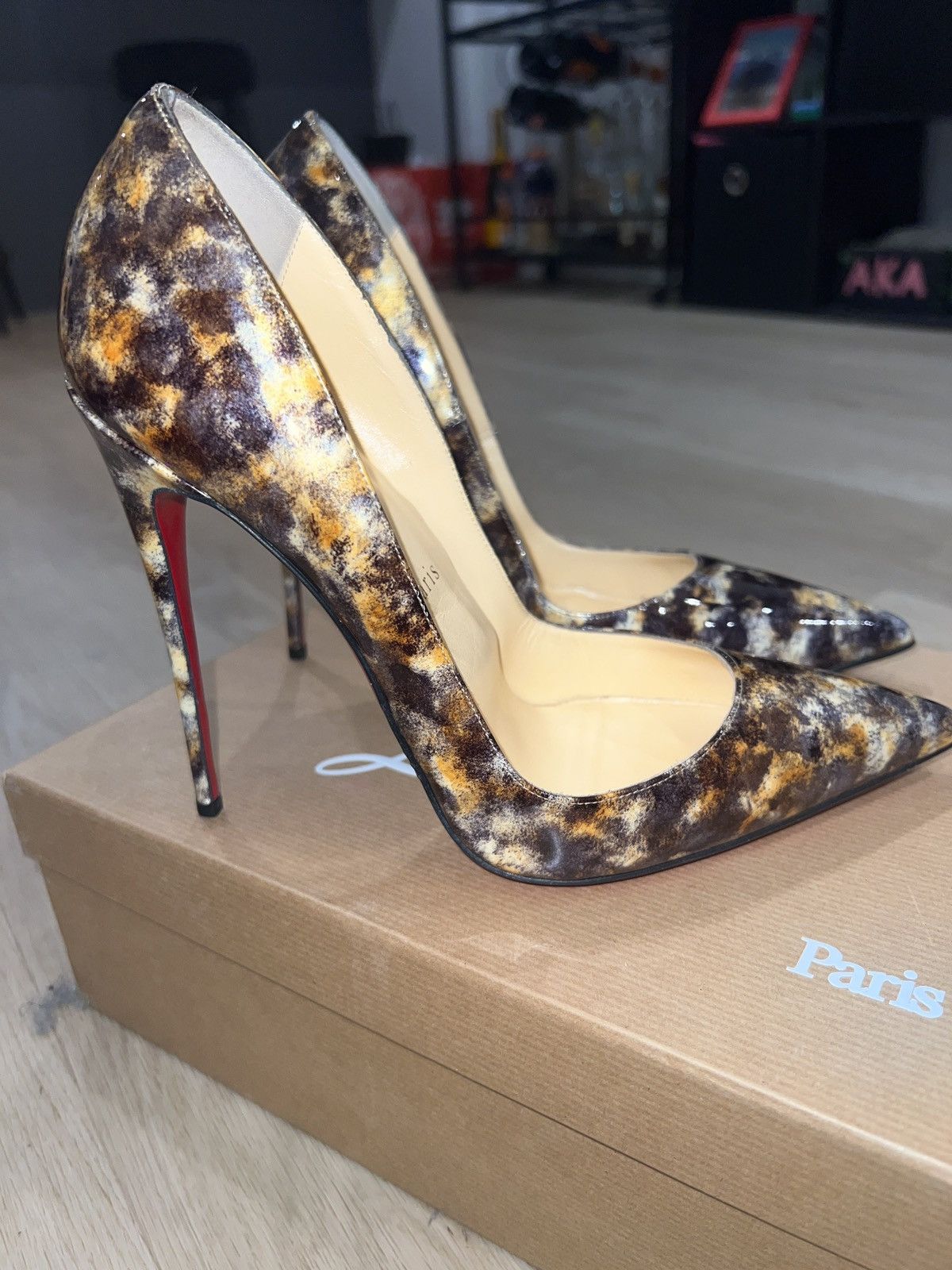 Christian Louboutin Christian Louboutin So Kate “Vernis Mouchete” Size US 10.5 / IT 40.5 - 1 Thumbnail