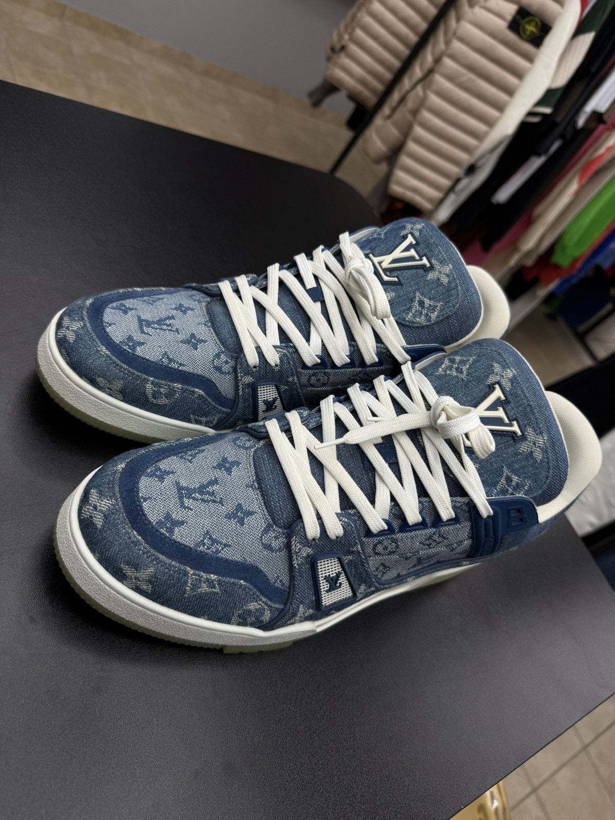 Louis Vuitton Louis Vuitton Trainer Denim Monogram size 10LV / 11 US Size US 11 / EU 44 - 10 Thumbnail