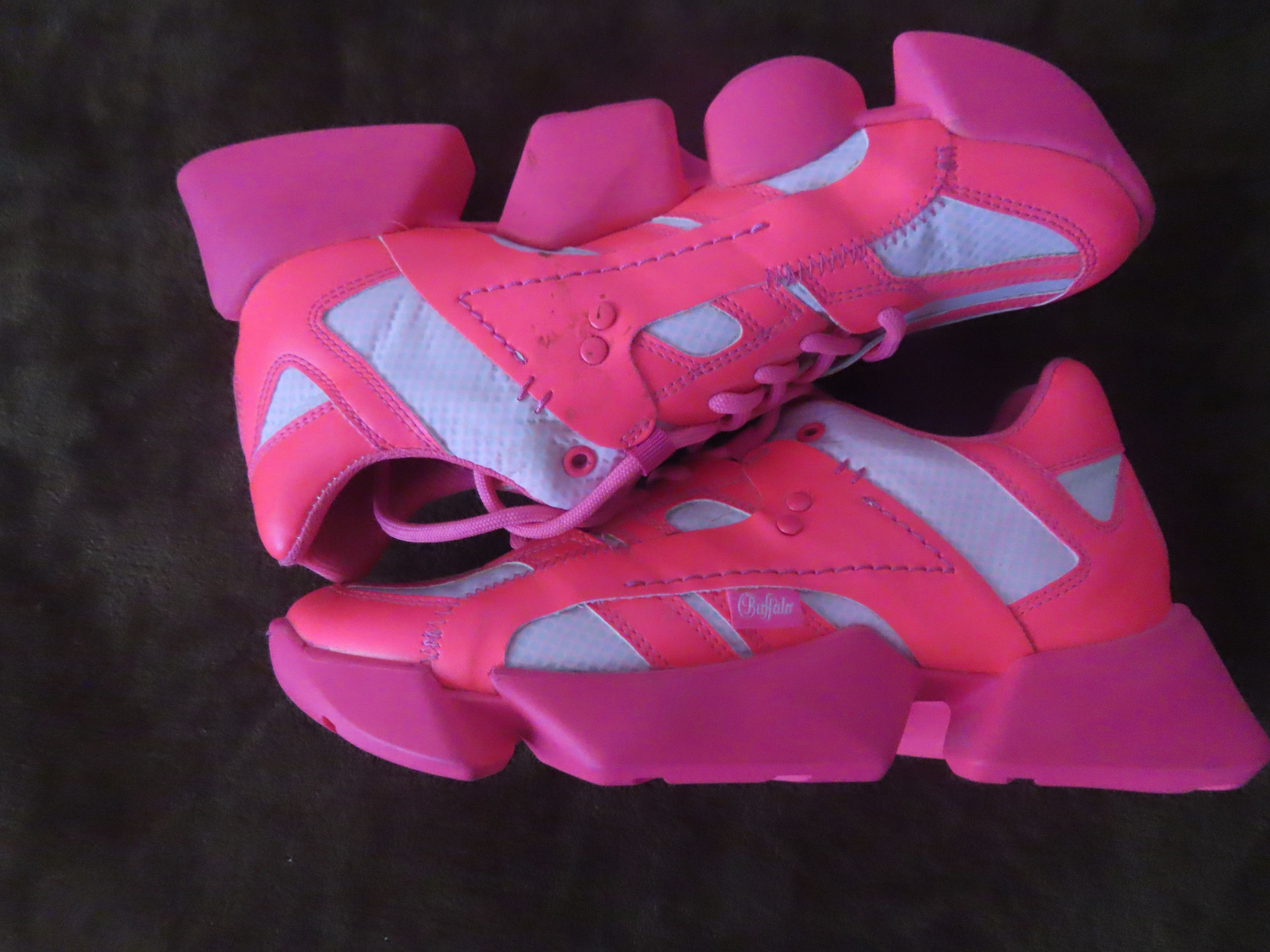 Buffalo London × Designer × Junya Watanabe Junya Watanabe Buffalo pink Low-Top Platform Sneaker Size US 9 / IT 39 - 6 Thumbnail