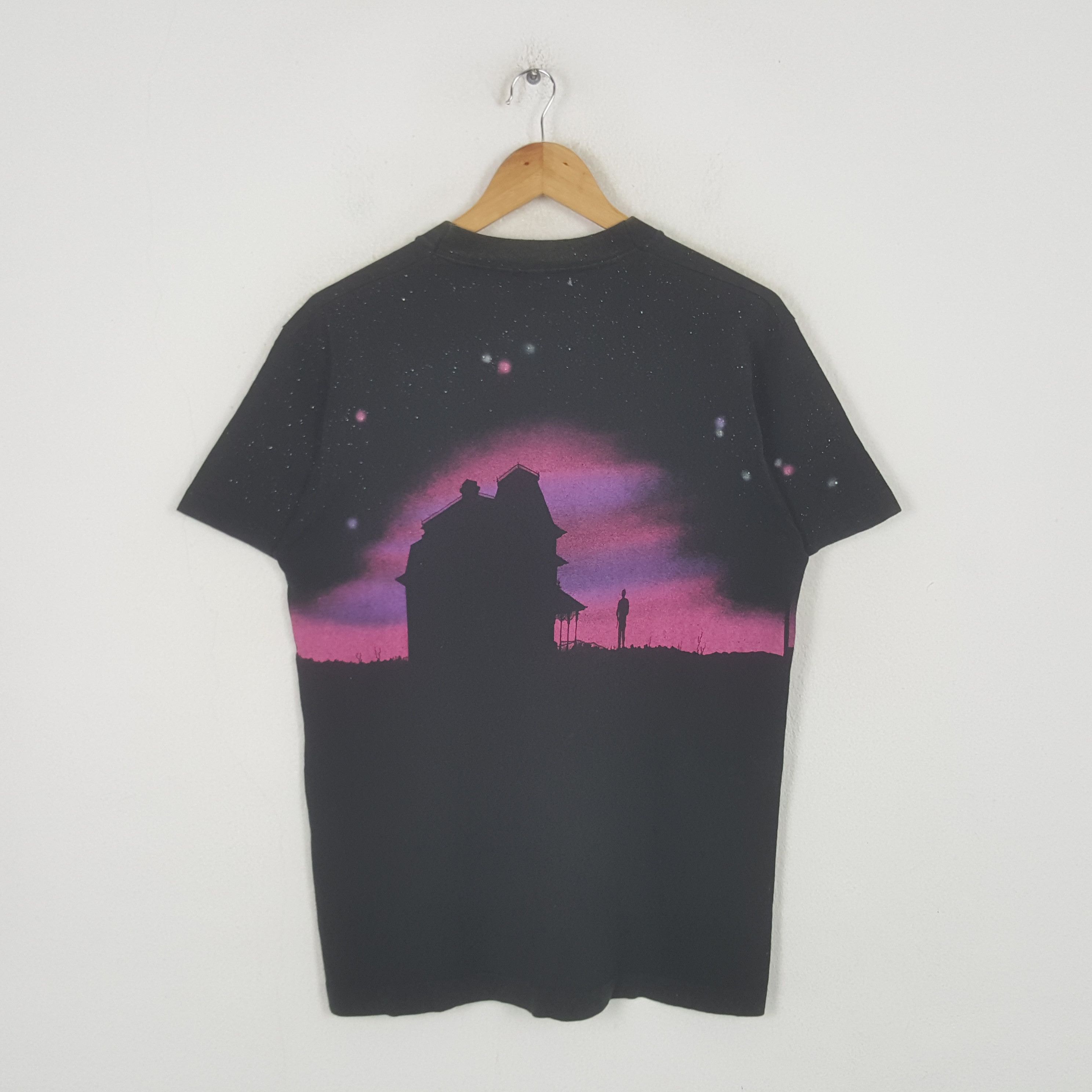 Vintage Vintage The Magic Of Hitchcock 1991 Movie Tshirt RR25 Size US M / EU 48-50 / 2 - 3 Thumbnail