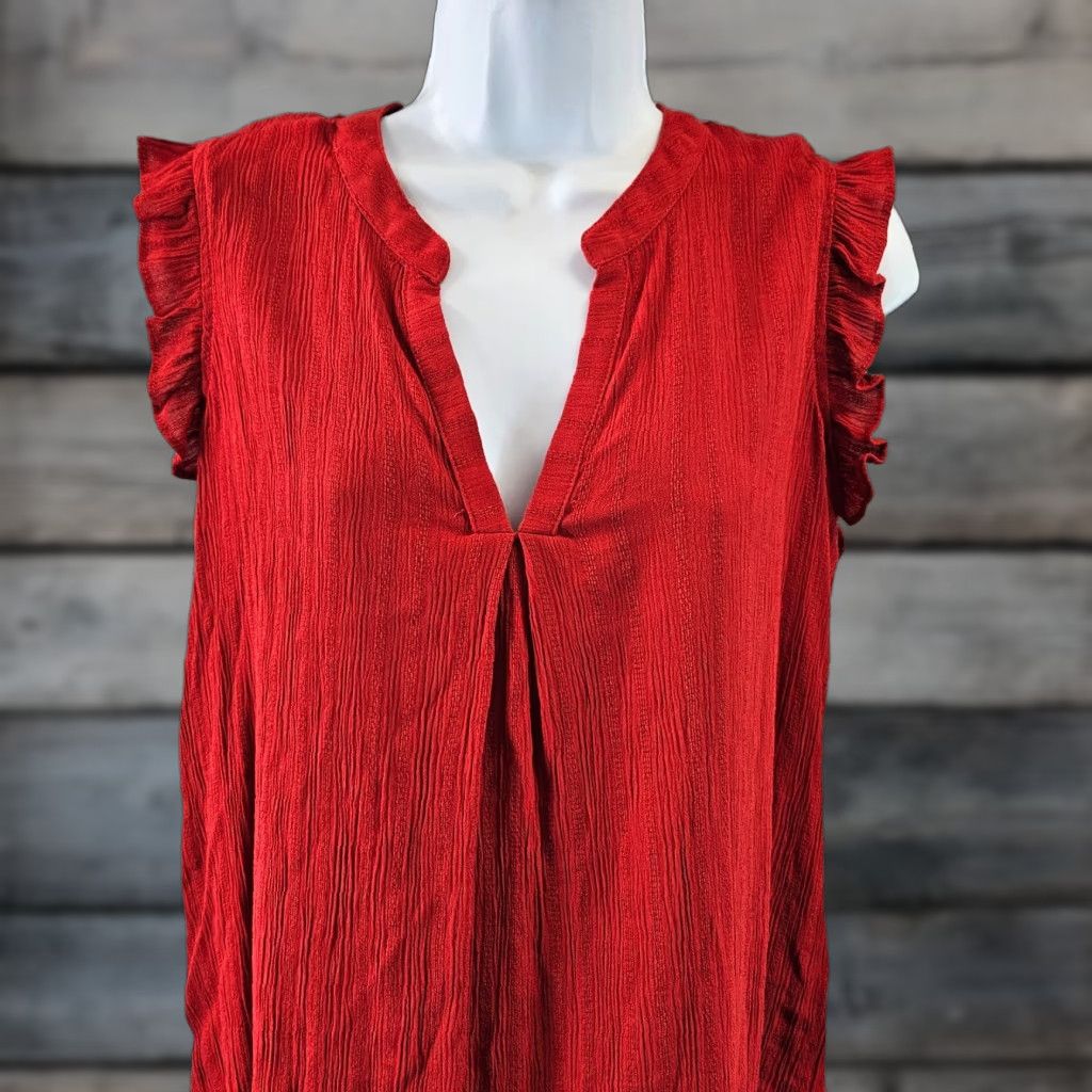 Vintage VINTAGE? Universal Thread Womens Top Sz Small Solid Red Sleeveless V-Neck Rayon Blend Shirts? Size S / US 4 / IT 40 - 1 Thumbnail