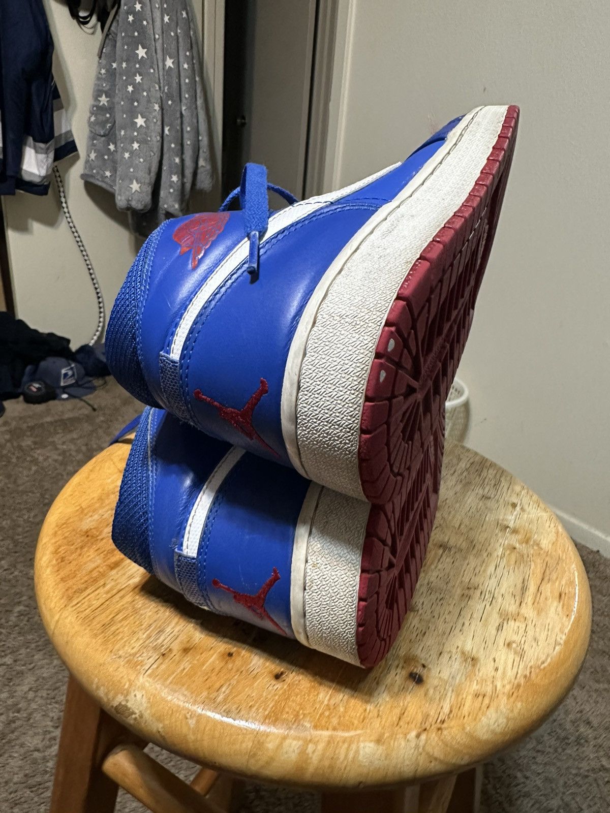 Nike Vintage Nike Air Jordan 1 “Detroit Pistons” 2012 size 9.5 Size US 9.5 / EU 42-43 - 8 Thumbnail