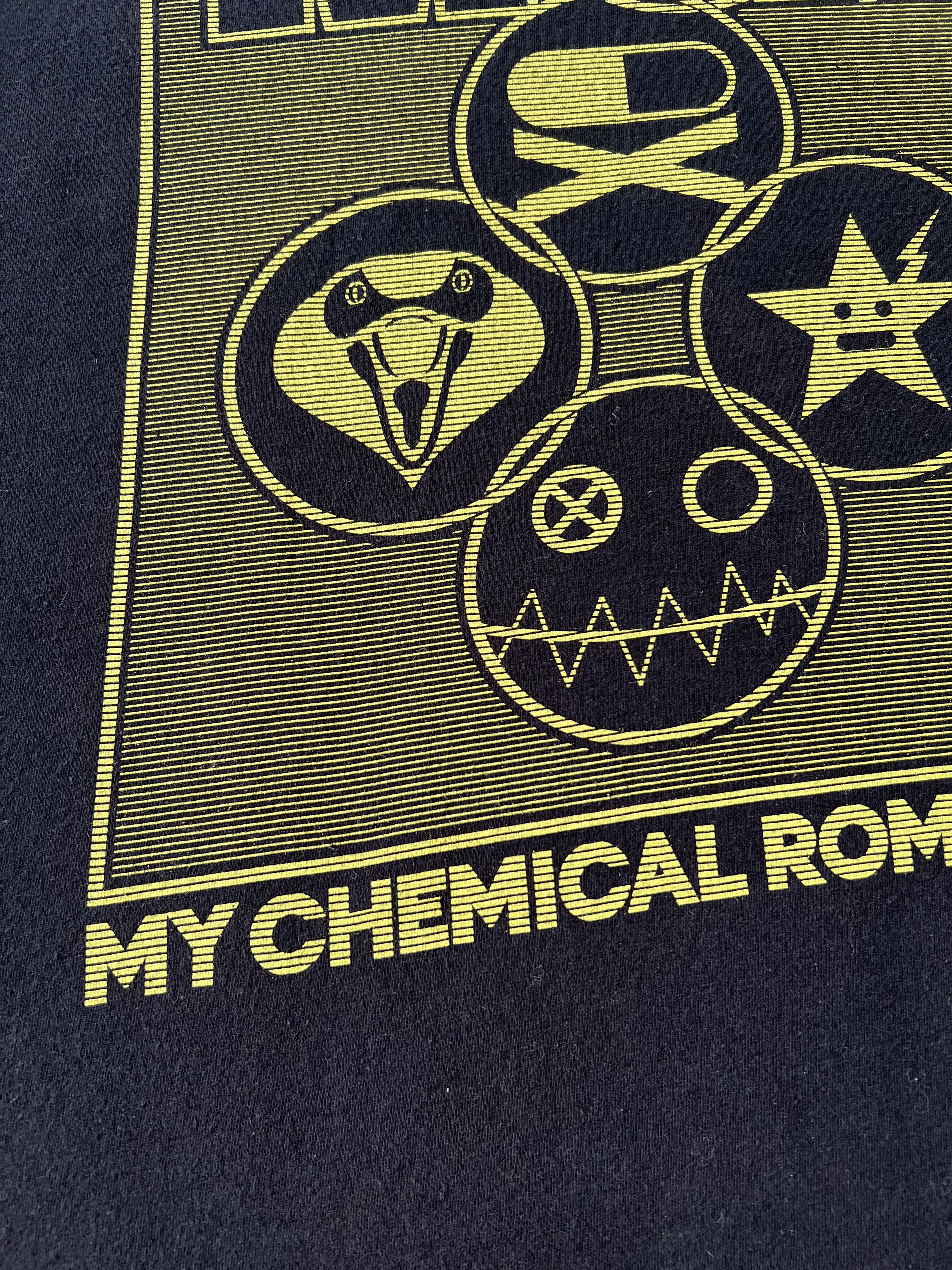 Band Tees Vintage 2020 My Chemical Romance Rock Band Black T-shirt Size US M / EU 48-50 / 2 - 7 Thumbnail