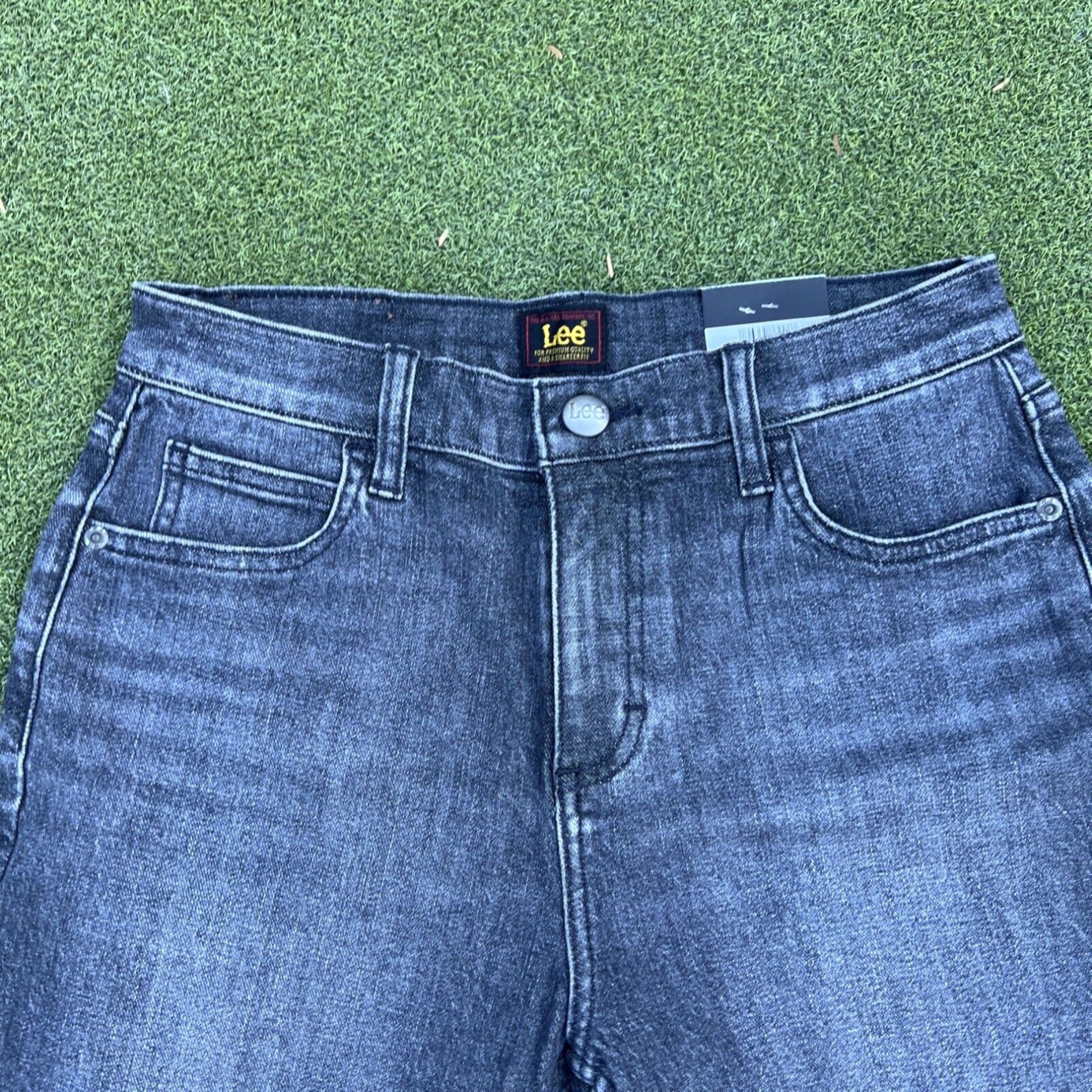Lee New LEE Womens Flared Jeans Size 6 Medium Wash Cotton Spandex Blend Black Size 28" / US 6 / IT 42 - 6 Thumbnail