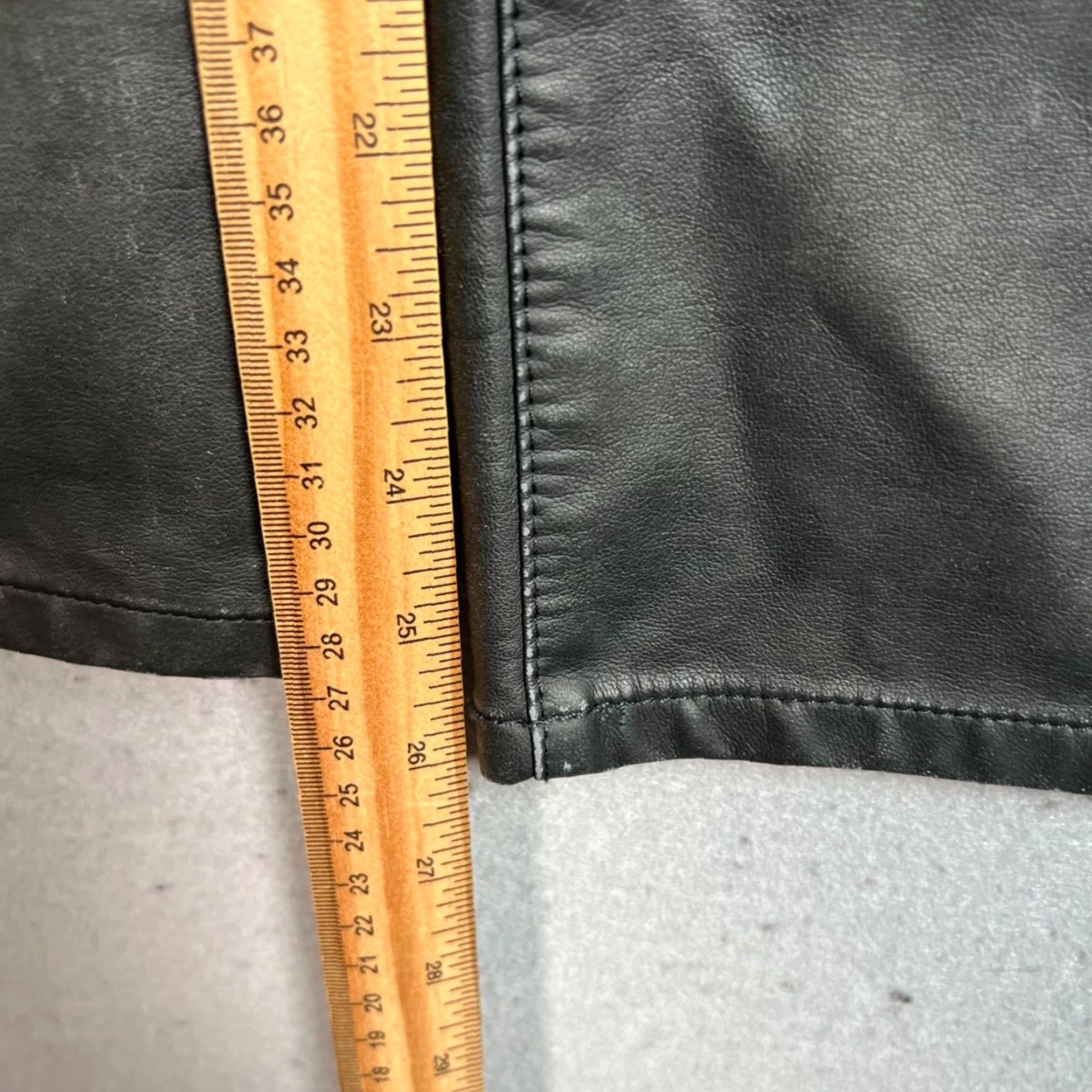 Vintage We The Free Misha High-Rise Wide Barrel Faux Leather Pants Womens Size 24 Black Size 42" / US 20 - 7 Thumbnail