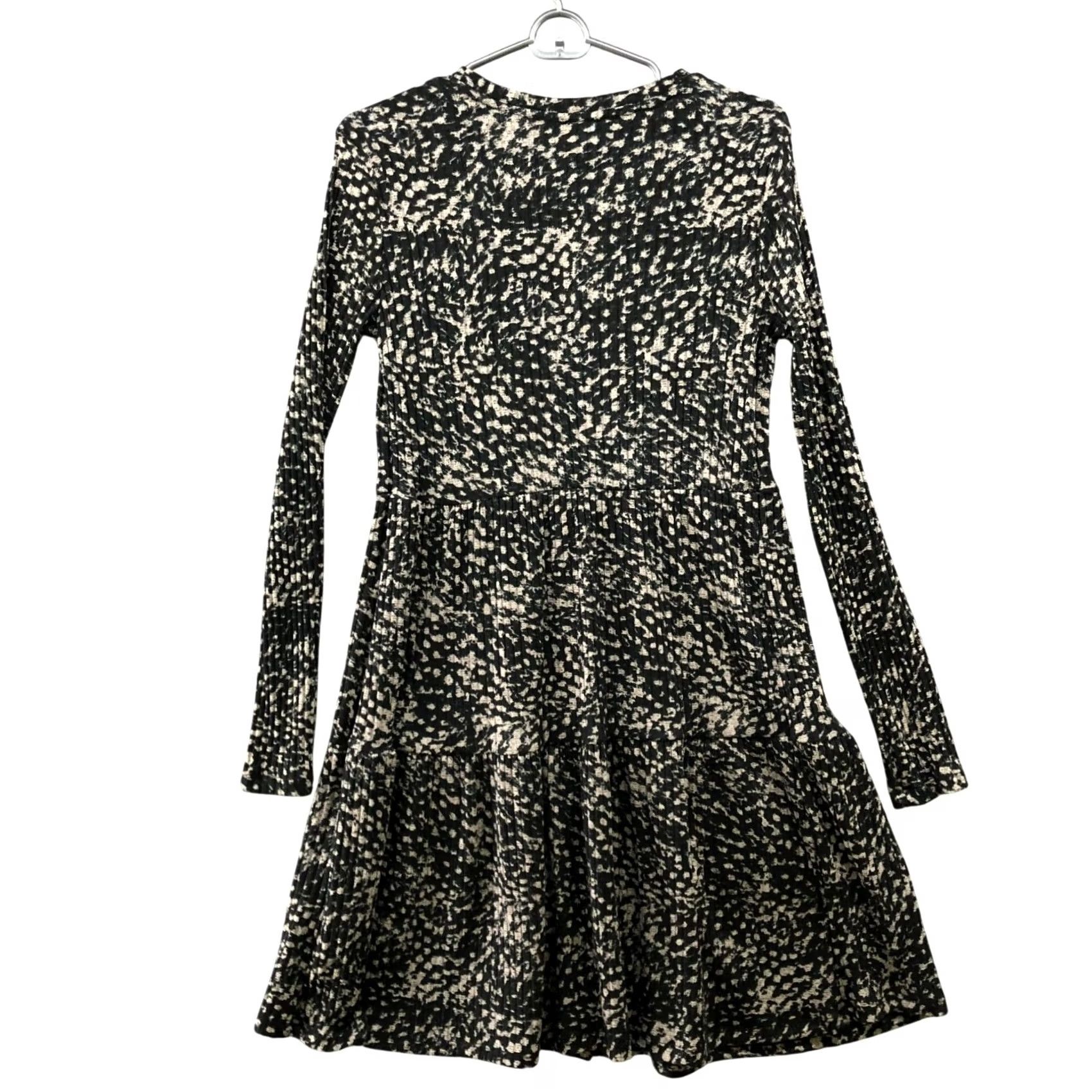 River Island River Island Knit Long Sleeve Dress Size 8 Black Leopard Print Midi Knit Dress Womens 8 Crew Neck Pullover Size M / US 6-8 / IT 42-44 - 2 Thumbnail