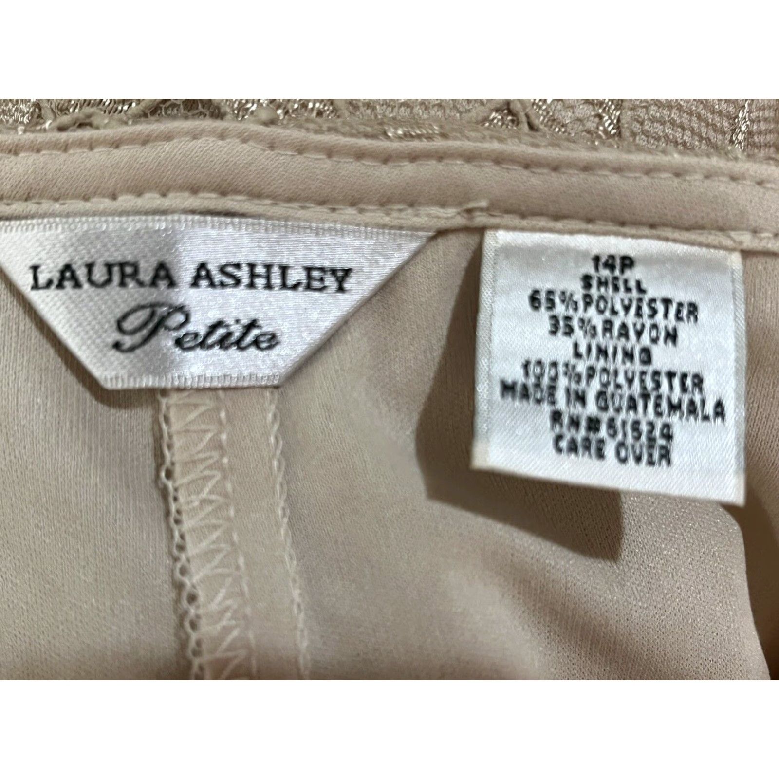 Laura Ashley VINTAGE Laura Ashley Skirt Petite 14P Tan Lace Overlay Knee Length Aline Floral Zip Feminine Romantic Pants? Size 36" / US 14 / IT 50 - 4 Thumbnail