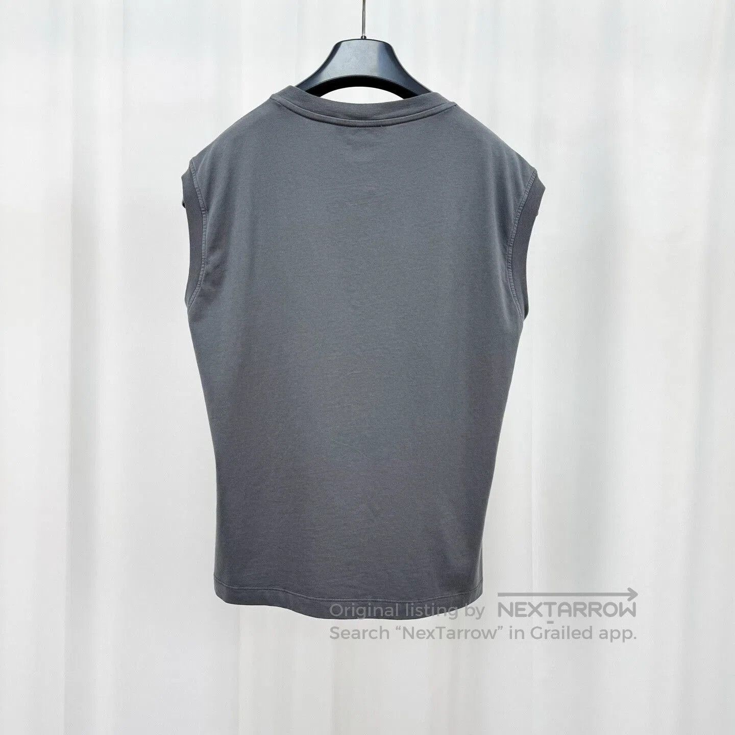 Miu Miu Miu Miu Gray Embroidered Letter Sleeveless Top. Size XS / US 0-2 / IT 36-38 - 2 Thumbnail