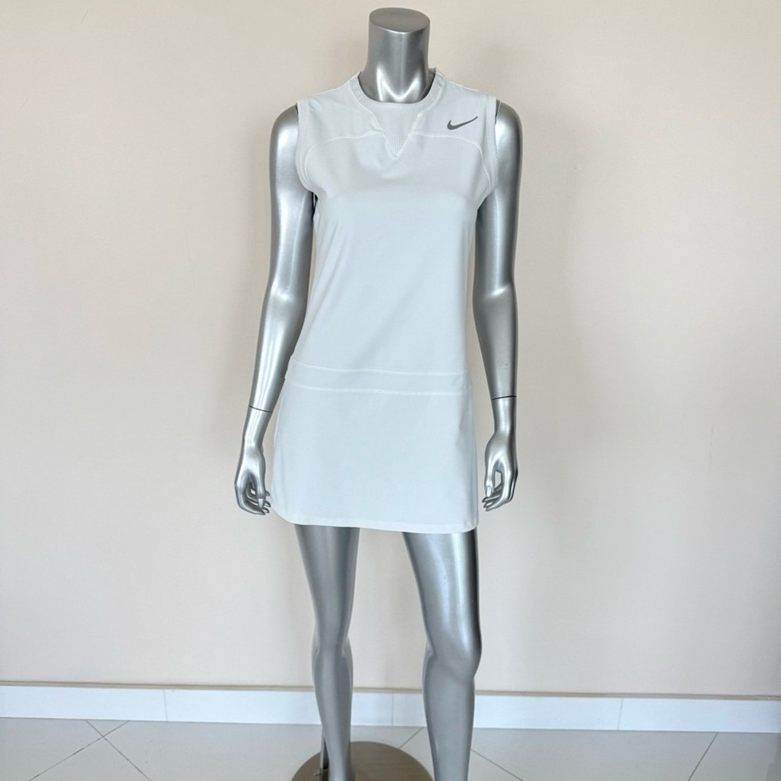 Nike NEW!! NIKE women tennis dress size L Size L / US 10 / IT 46 - 1 Thumbnail