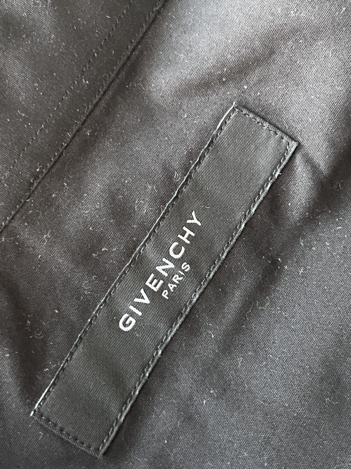 Givenchy $2k Givenchy Super Runway Zipper Shirt Perfect Condition Size US L / EU 52-54 / 3 - 17 Thumbnail