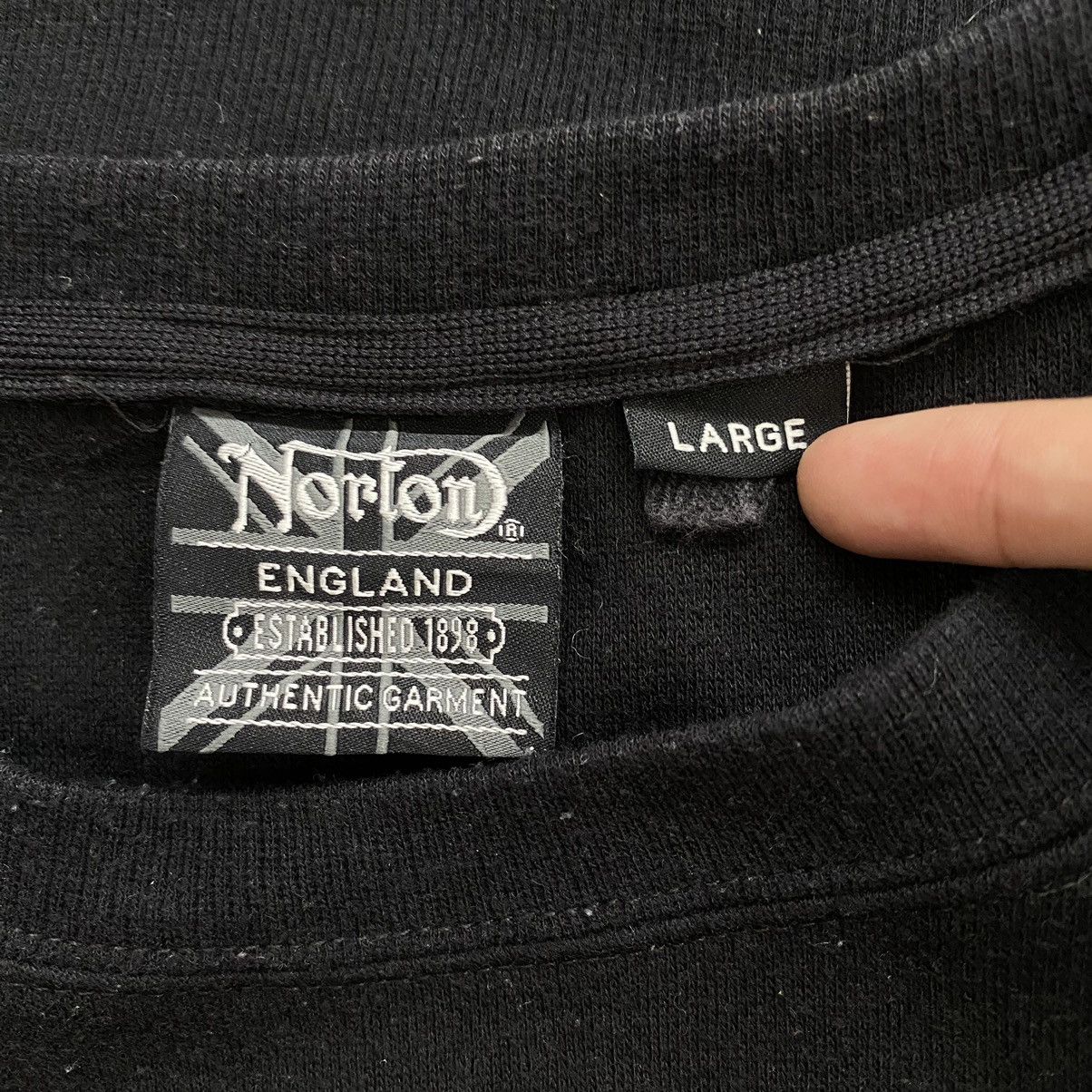Norton NORTON ENGLAND Embroidered Brand Black Sweatshirt Size US M / EU 48-50 / 2 - 5 Thumbnail