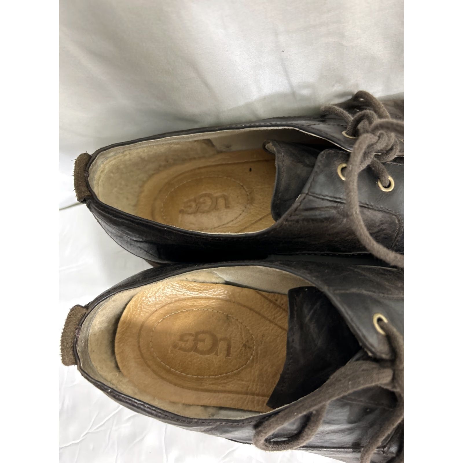 Ugg UGG Australia Klayton Casual Oxford Leather Men’s 11/12 Brown Sheepskin Liner Dress Shoe Mens Size 11 USA Leather Outsole Vintage: No Size US 12 / EU 45 - 4 Thumbnail