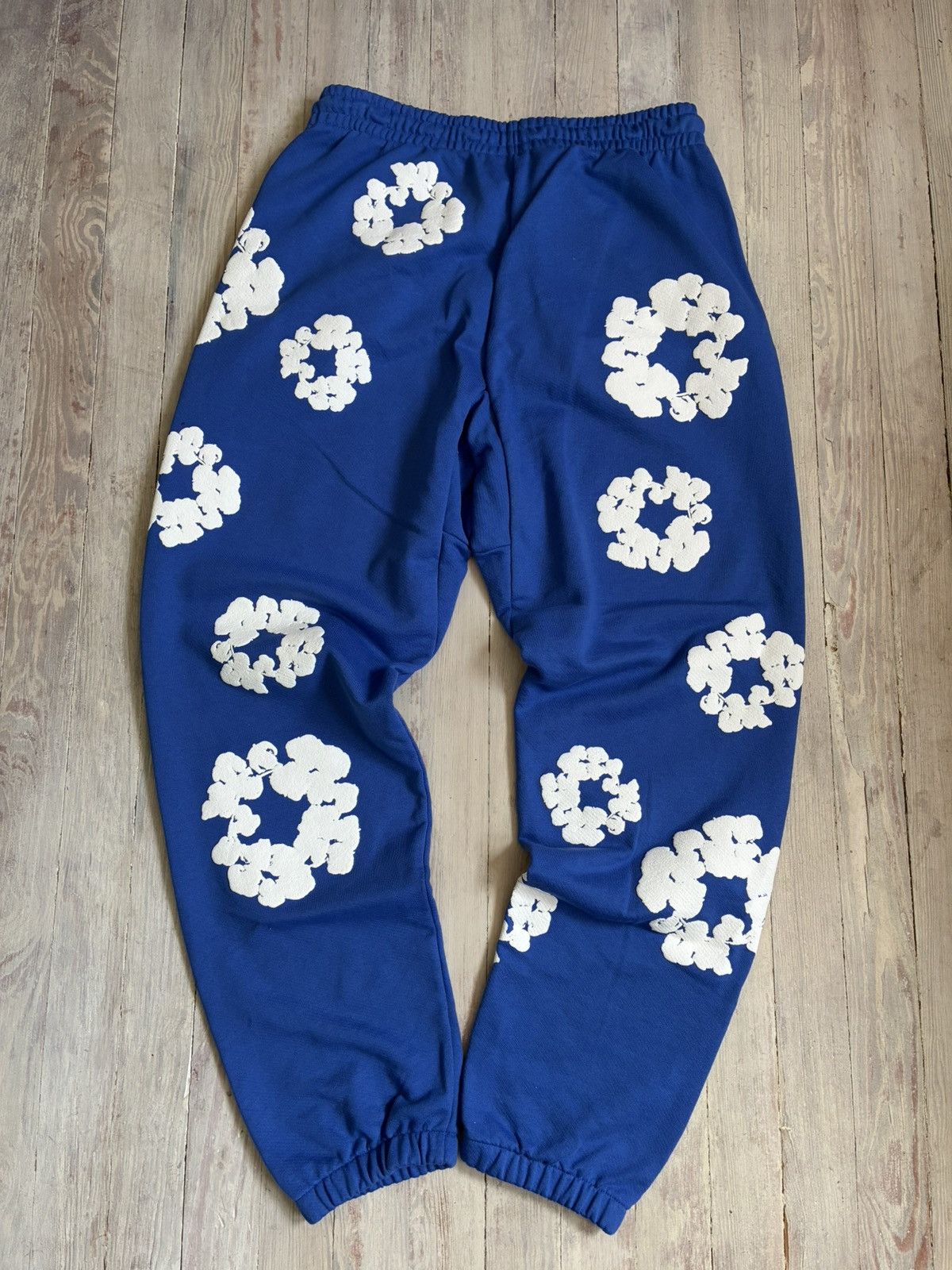 DENIM TEARS Denim Tears Wreath Sweatpants Medium Size US 32 / EU 48 - 6 Thumbnail