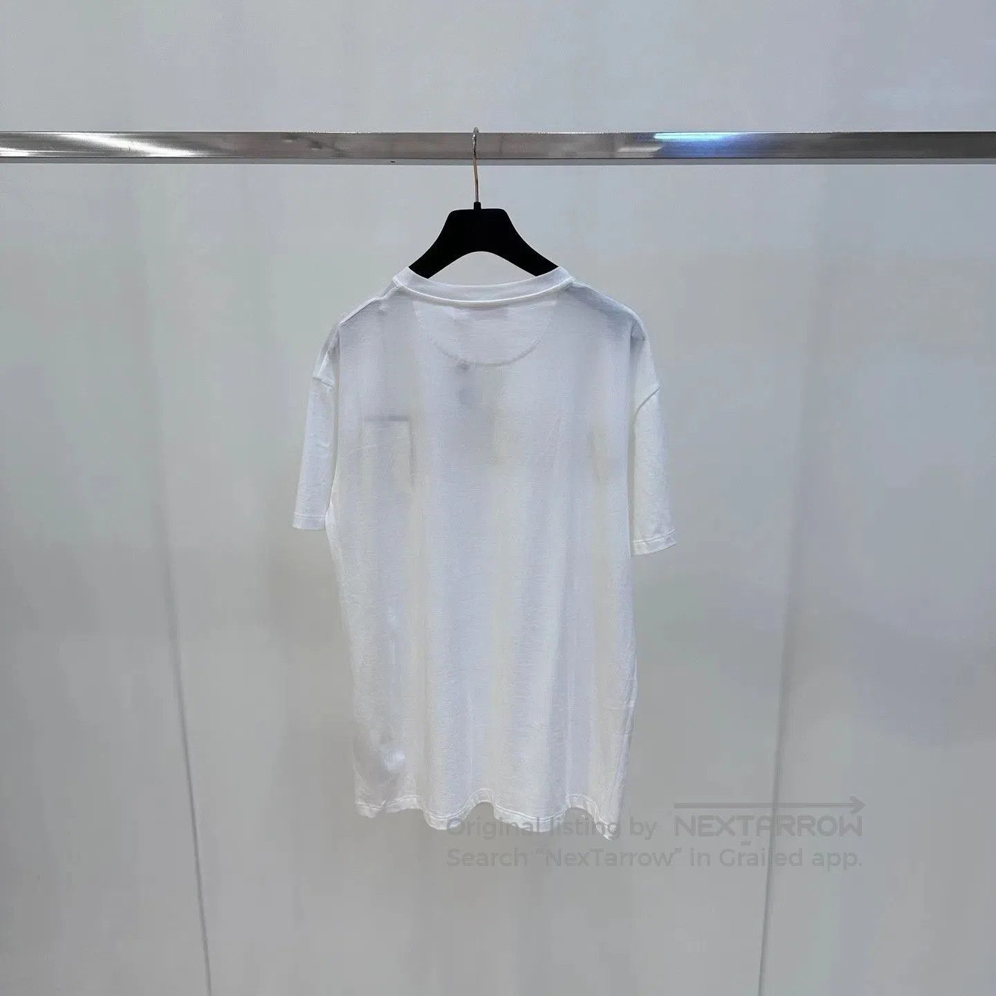 Valentino Valentino White Sequin Logo Short Sleeve T-shirt. Size US M / EU 48-50 / 2 - 4 Thumbnail