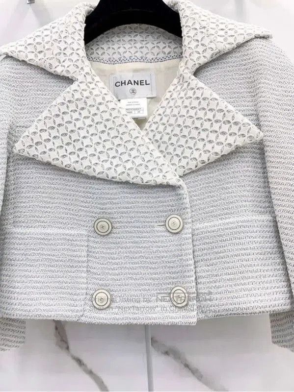 Chanel Chanel Light Blue Tweed Women's Jacket . Size S / US 4 / IT 40 - 3 Thumbnail